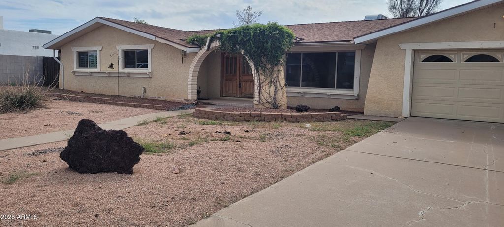 Photo of 6531 E June Street, Mesa, AZ 85205 (MLS # 6933417)