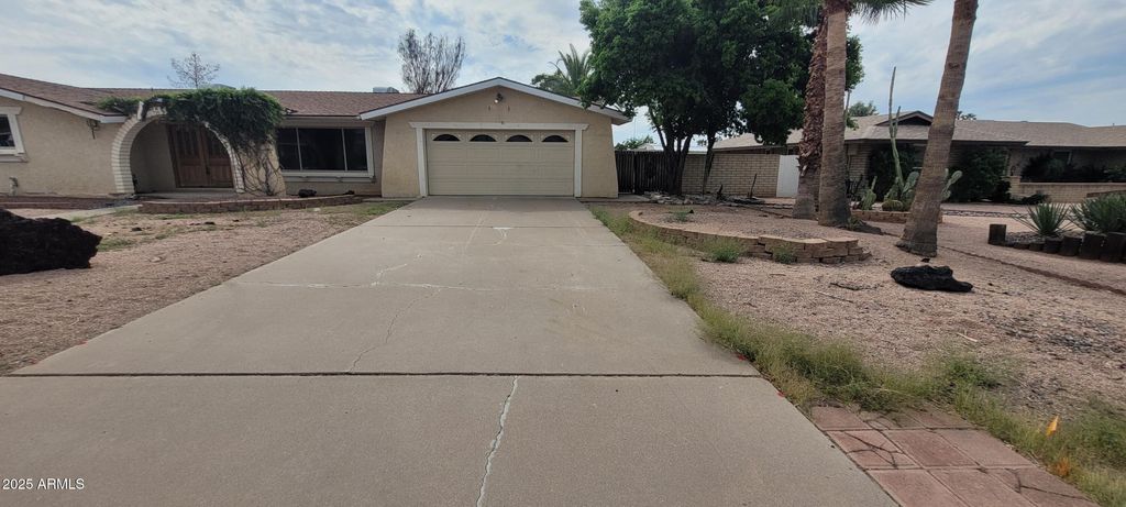 Photo of 6531 E June Street, Mesa, AZ 85205 (MLS # 6933417)