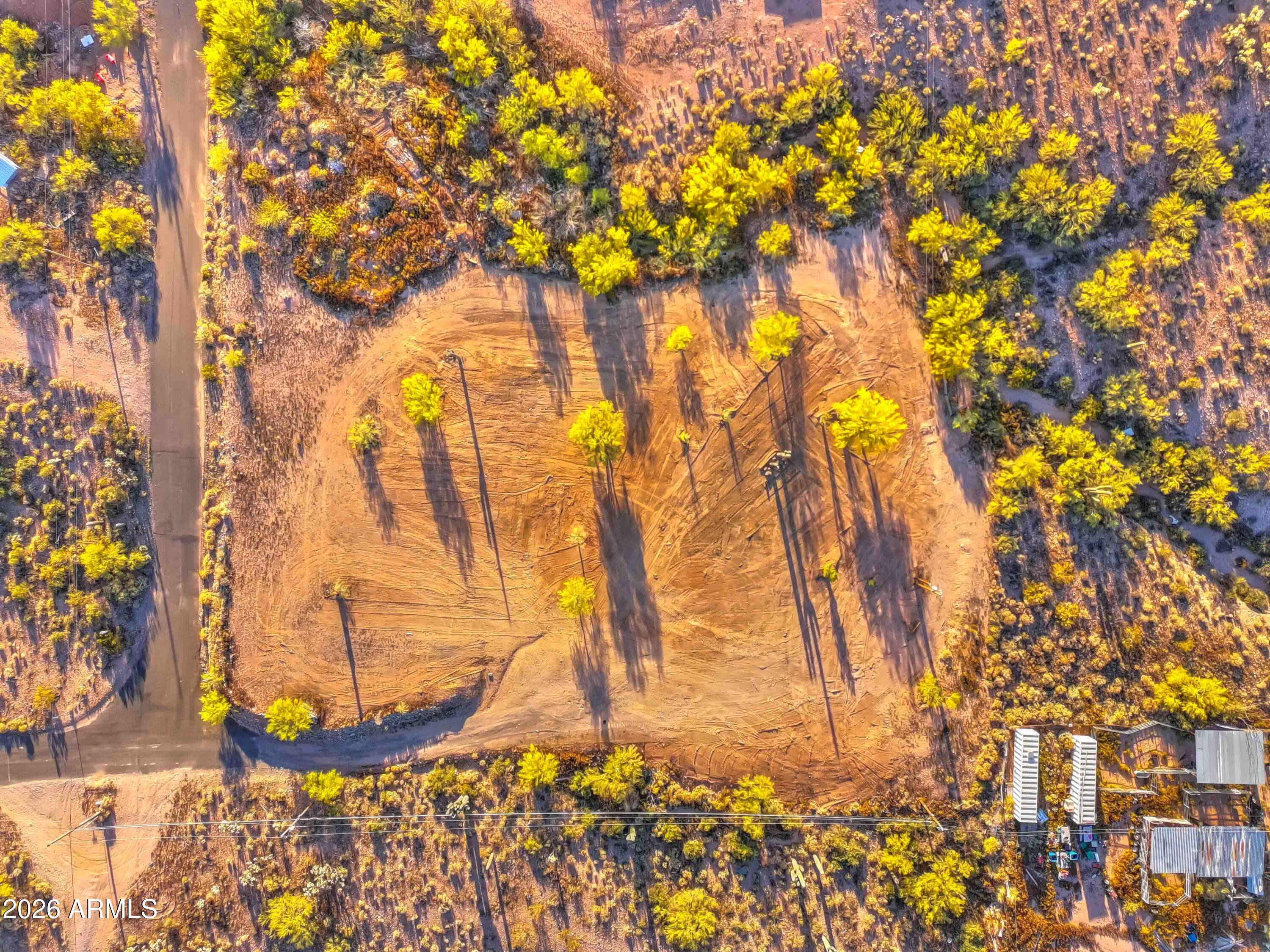 4570 N Apache (Approx) Drive “-“