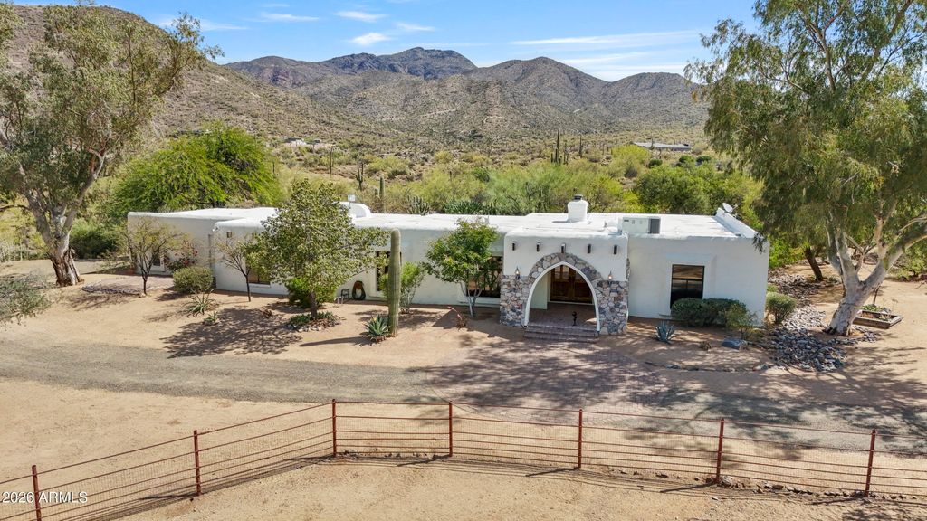 Photo of 7710 E Arroyo Road, Cave Creek, AZ 85331 (MLS # 7017138)