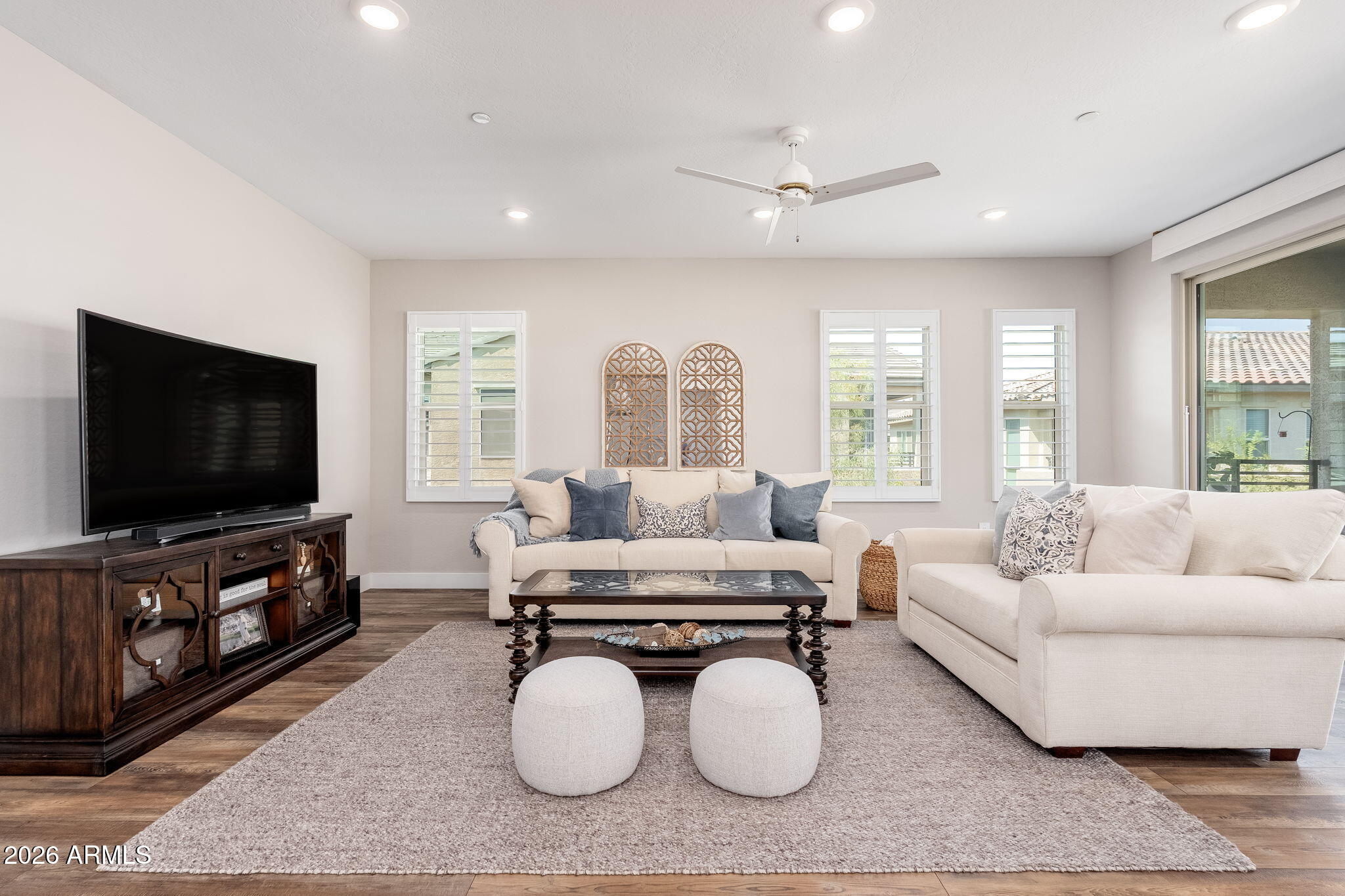 762 E GINKO Avenue 201