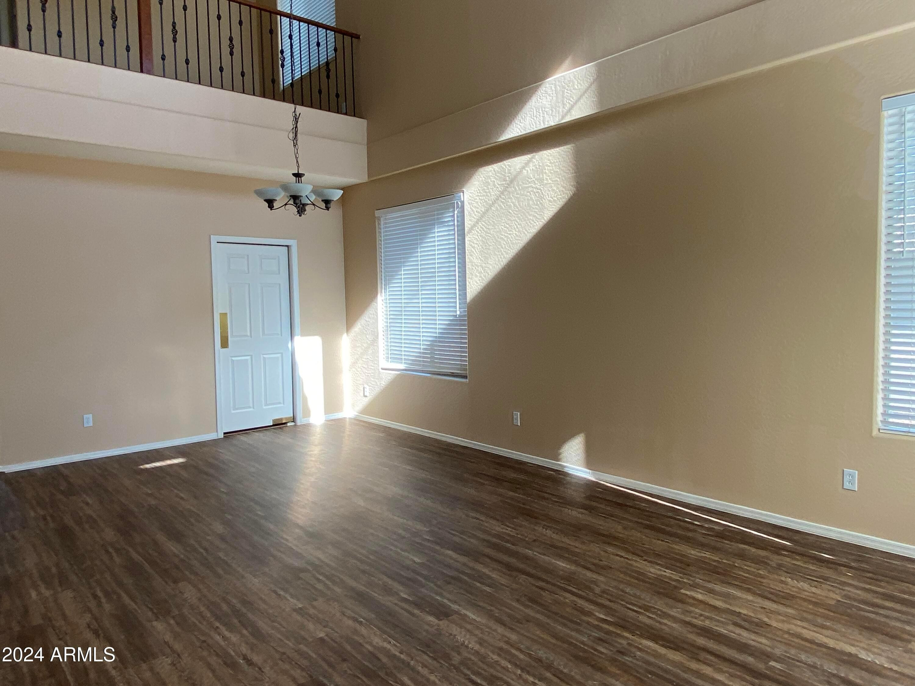 3402 W Galvin Street