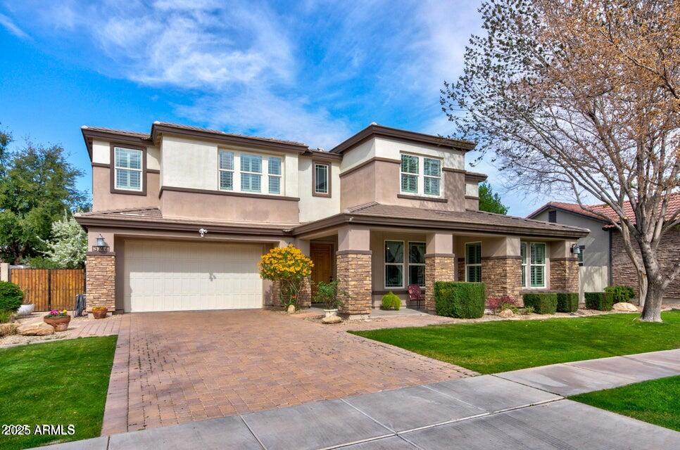 3744 E SIERRA MADRE Avenue