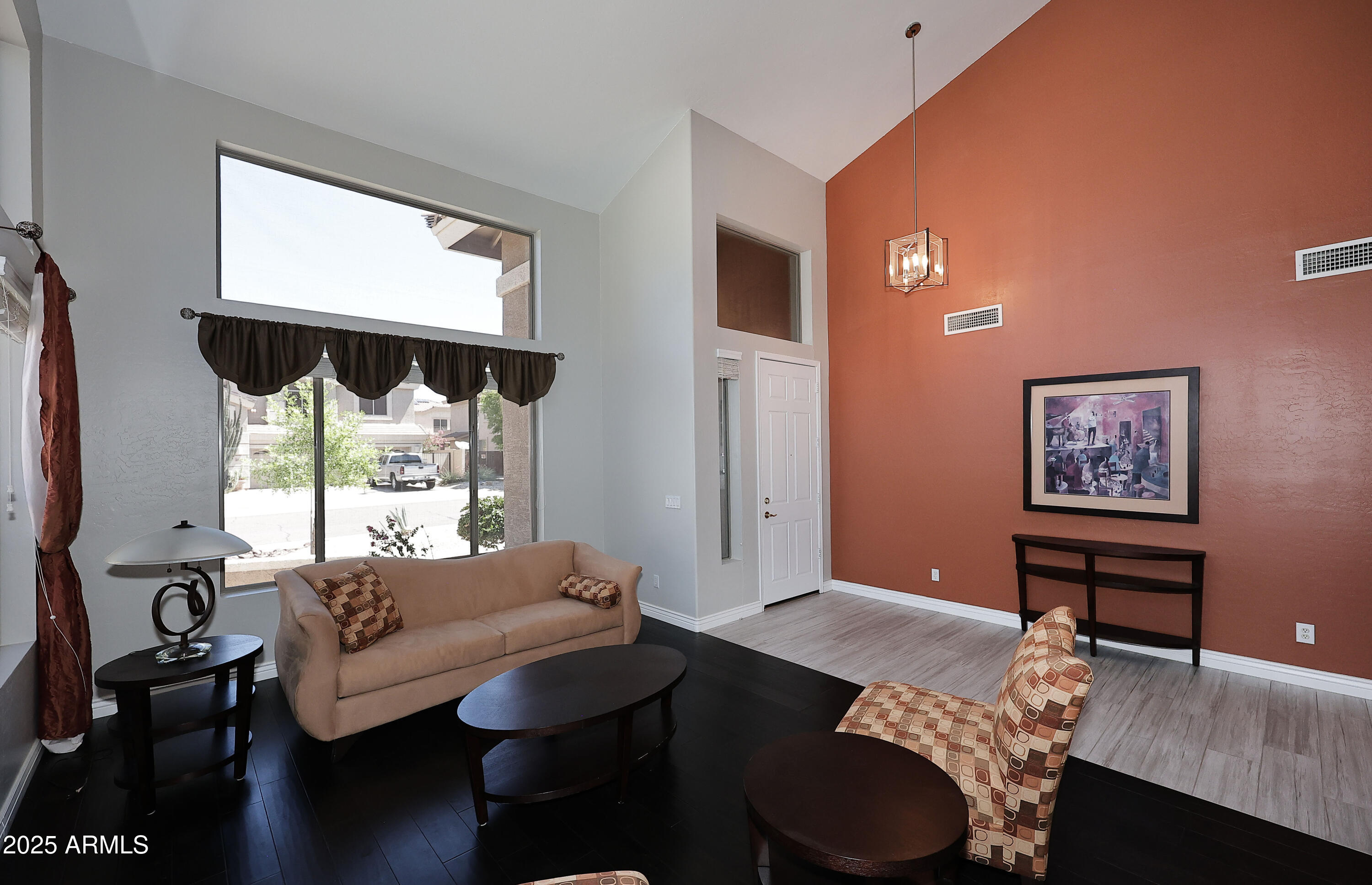 6937 W JACKRABBIT Lane