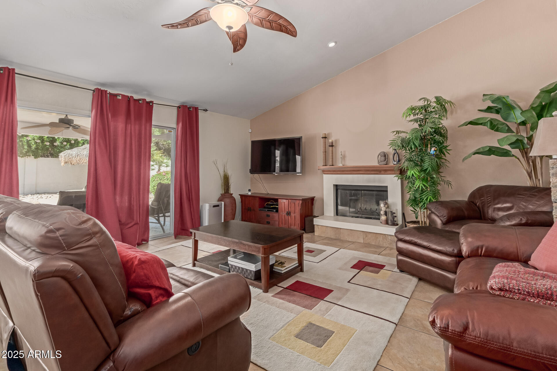 9034 E CORRINE Drive