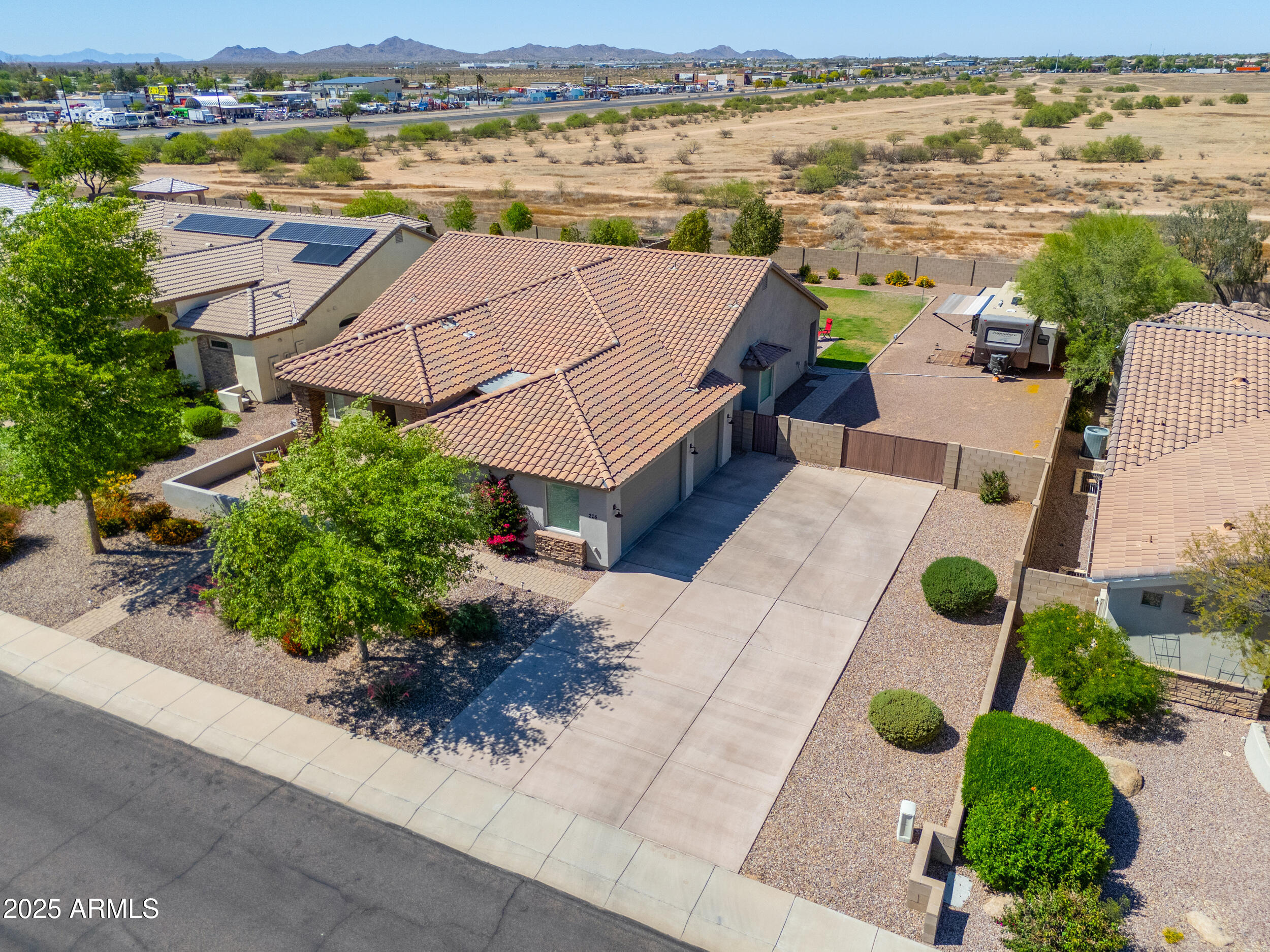 226 W Crimson Sky Court