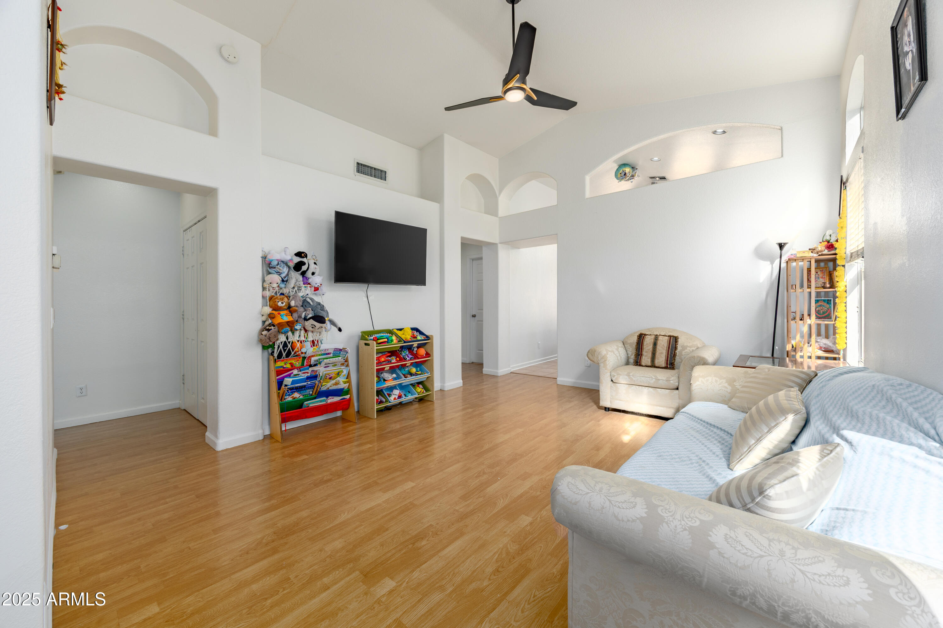 3408 E ROCKWOOD Drive