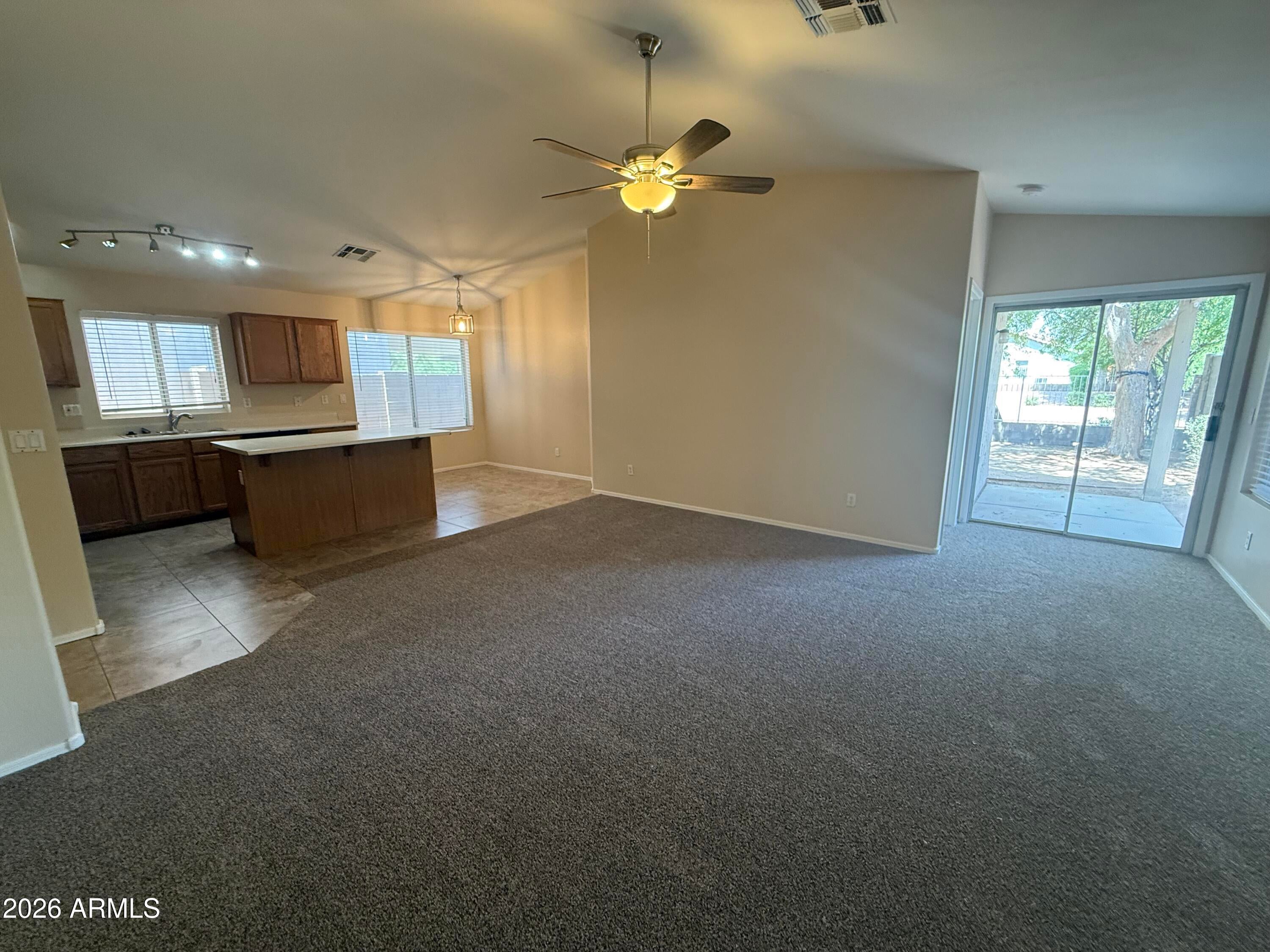 3236 E KERRY Lane