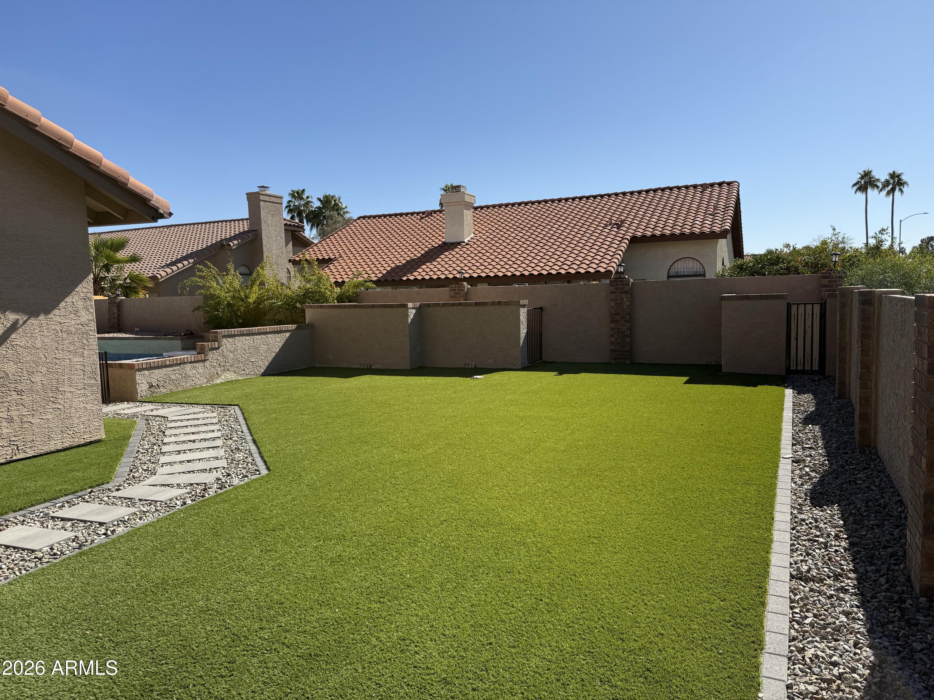 7031 W WESCOTT Drive