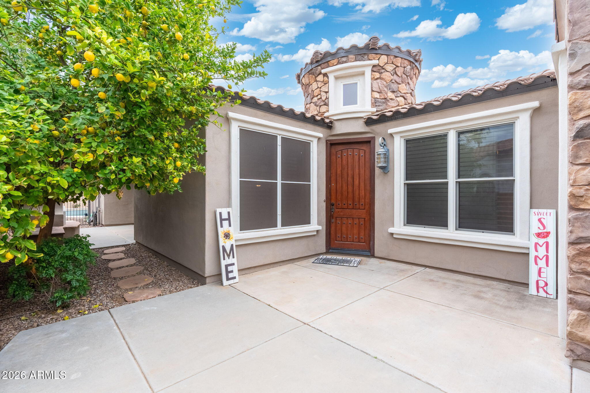 3067 S HALSTED Drive