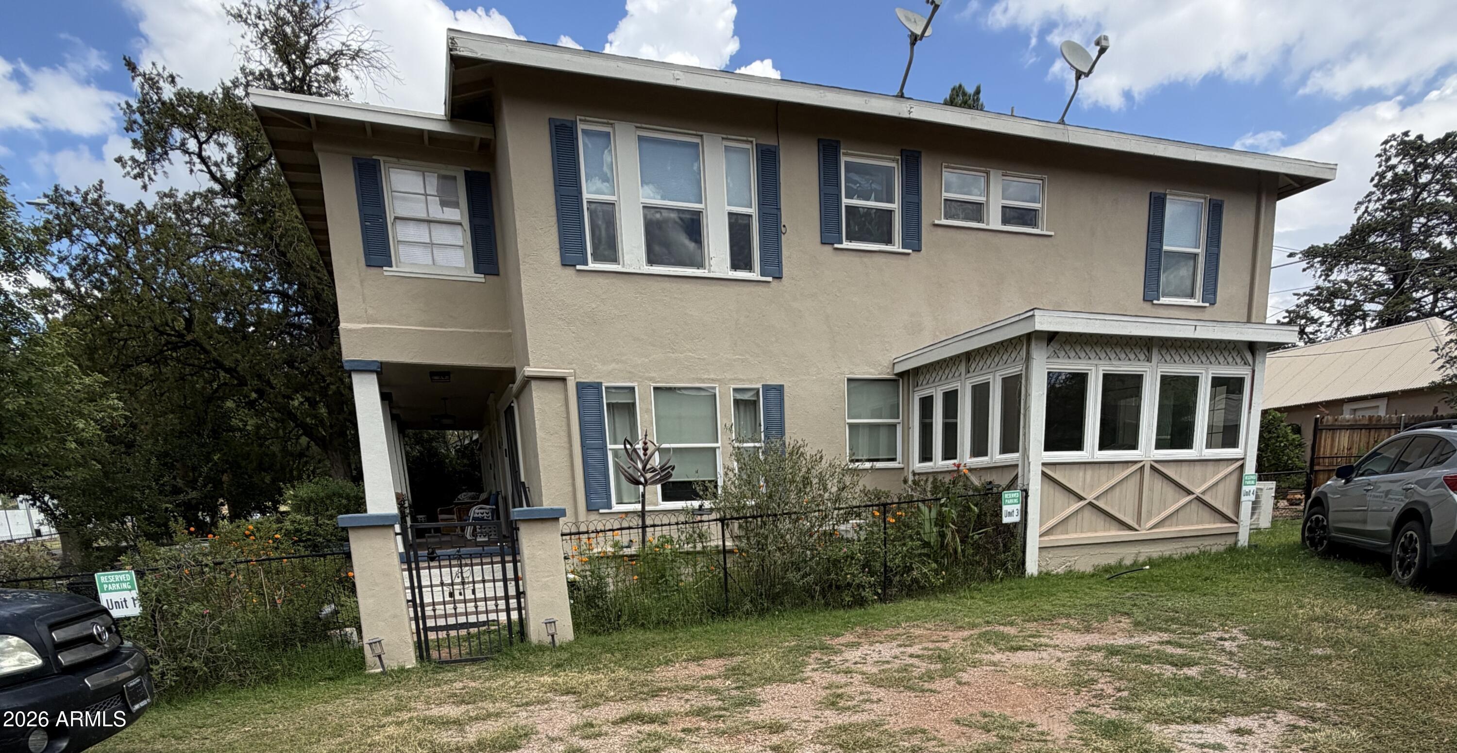 312 E VISTA Street 2