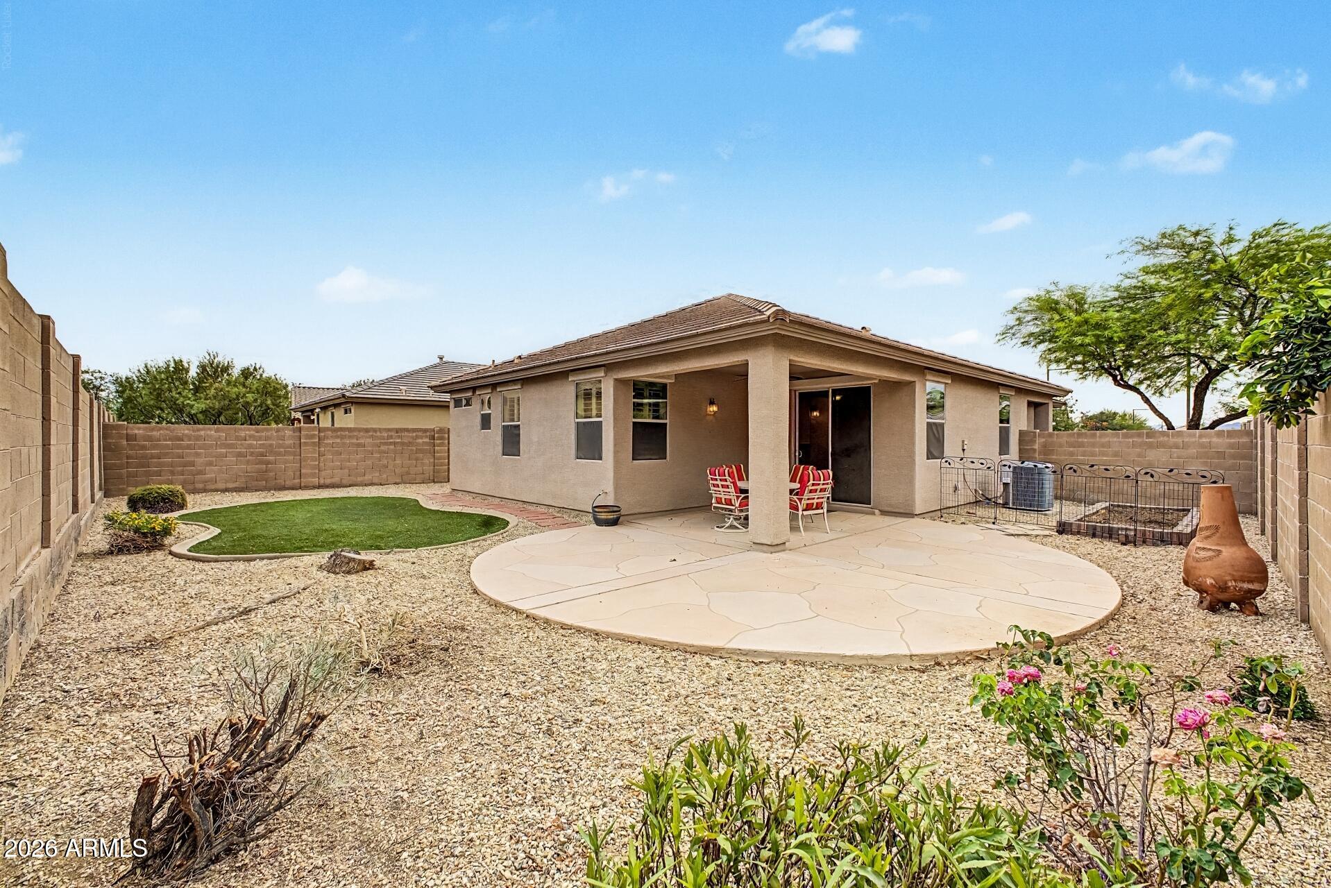 7103 W LONE TREE Trail