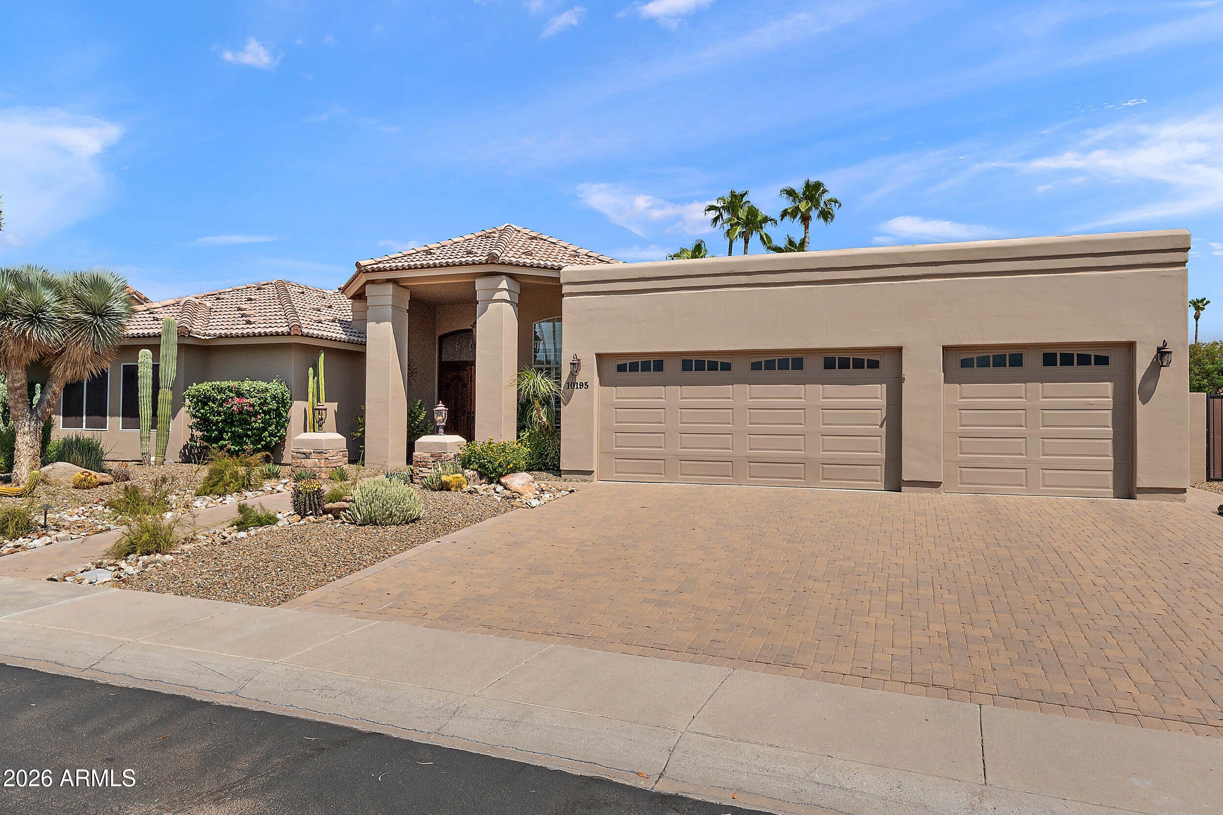 10195 E CORRINE Drive