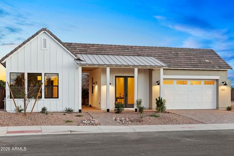 1563 E CHERRYWOOD Place Chandler AZ 85249