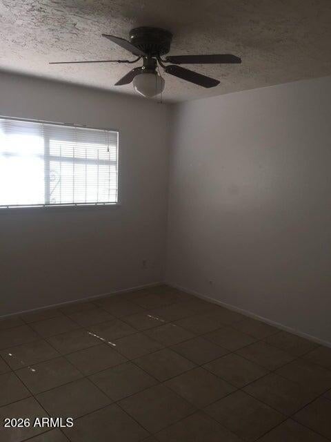 1233 E HENRY Street Unit B