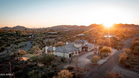 A home in Cave Creek