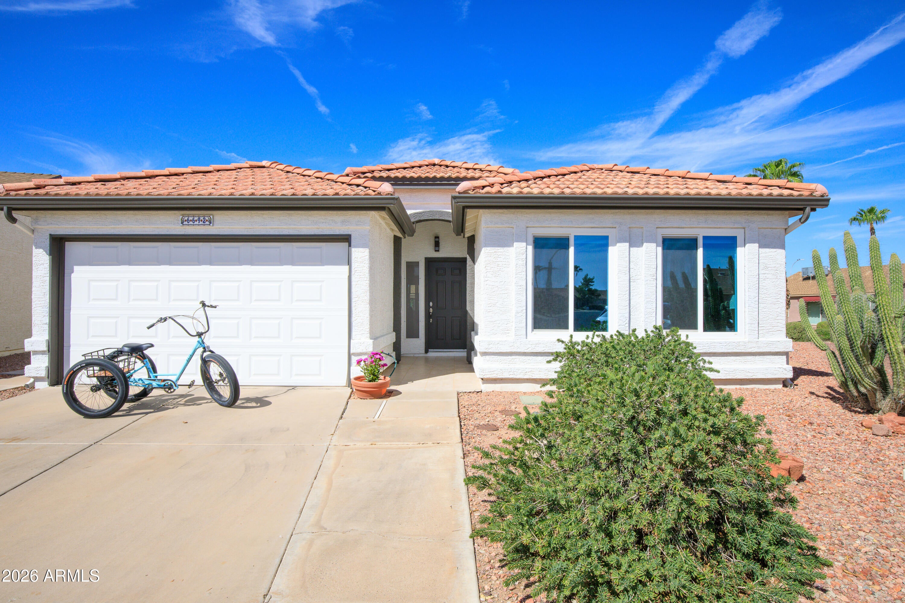 6692 S CYPRESS POINT Drive
