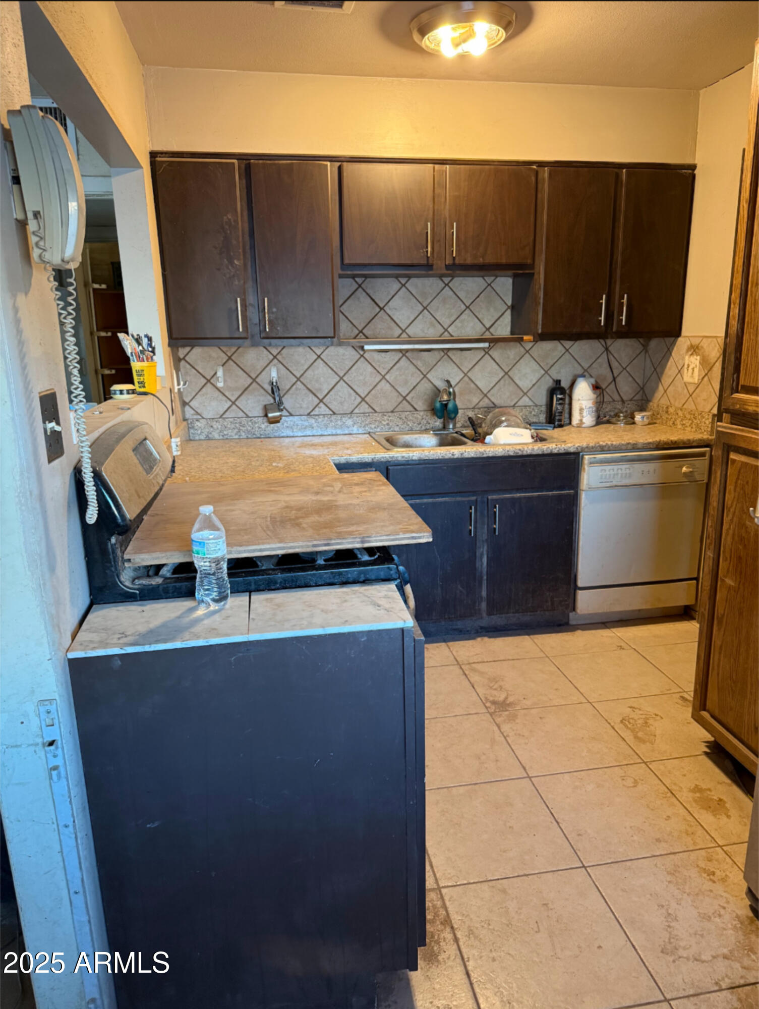 1113 N COOLIDGE Avenue