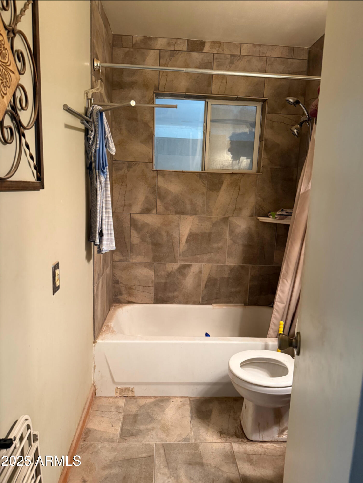 1113 N COOLIDGE Avenue