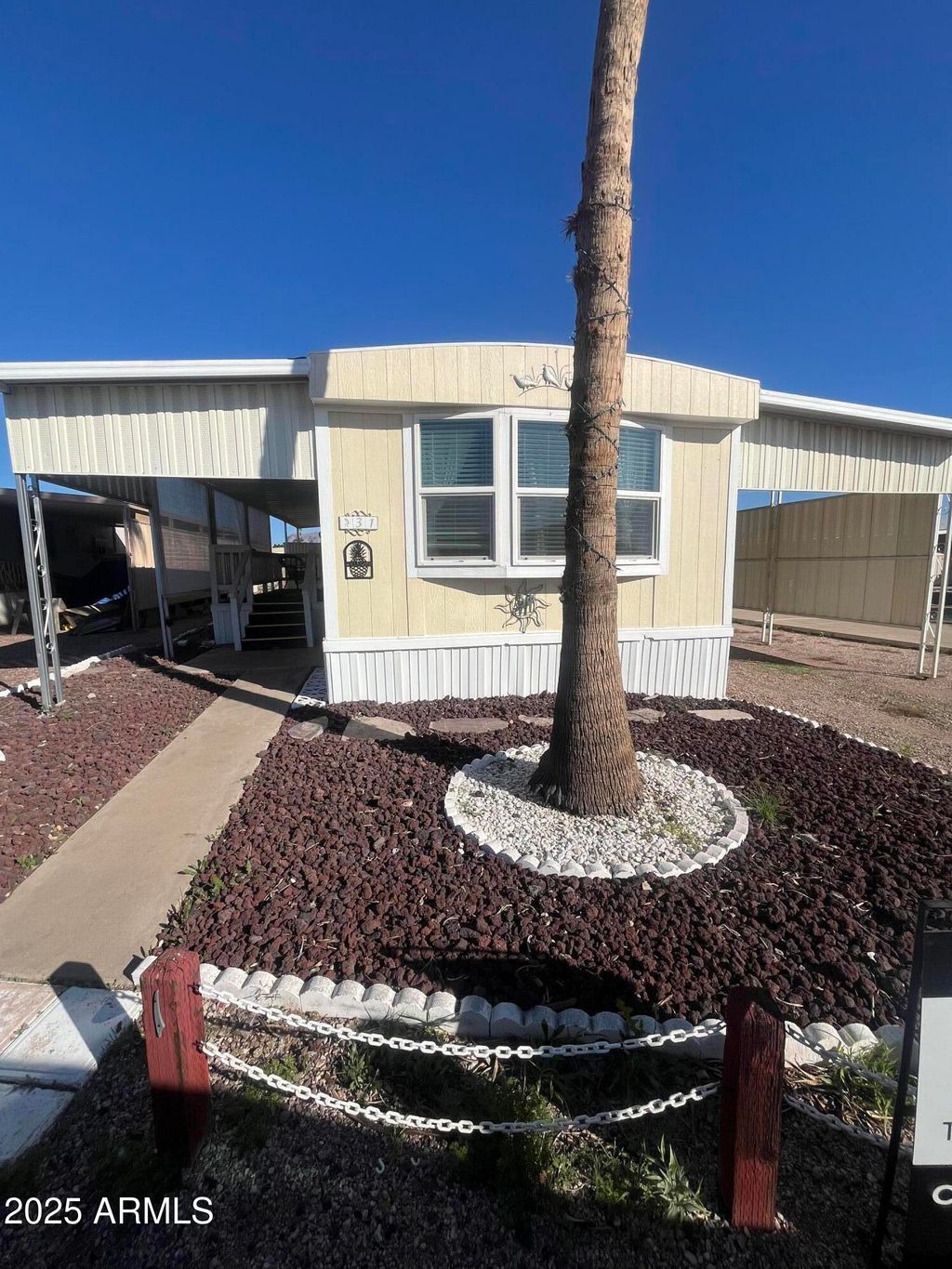 Photo of 2481 W Broadway Avenue #31, Apache Junction, AZ 85120 (MLS # 6938140)