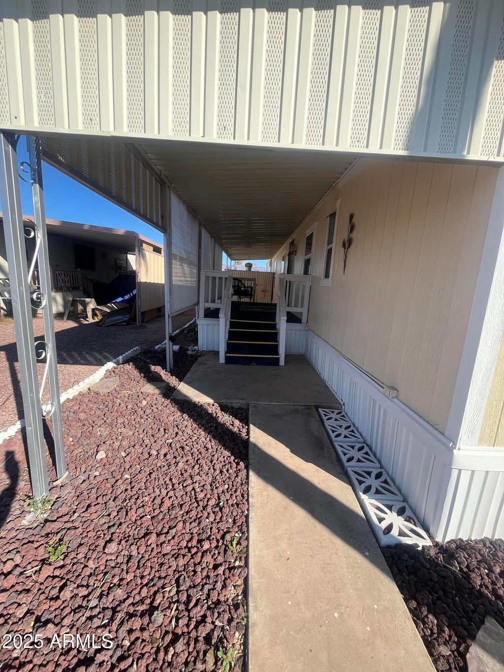 Photo of 2481 W Broadway Avenue #31, Apache Junction, AZ 85120 (MLS # 6938140)