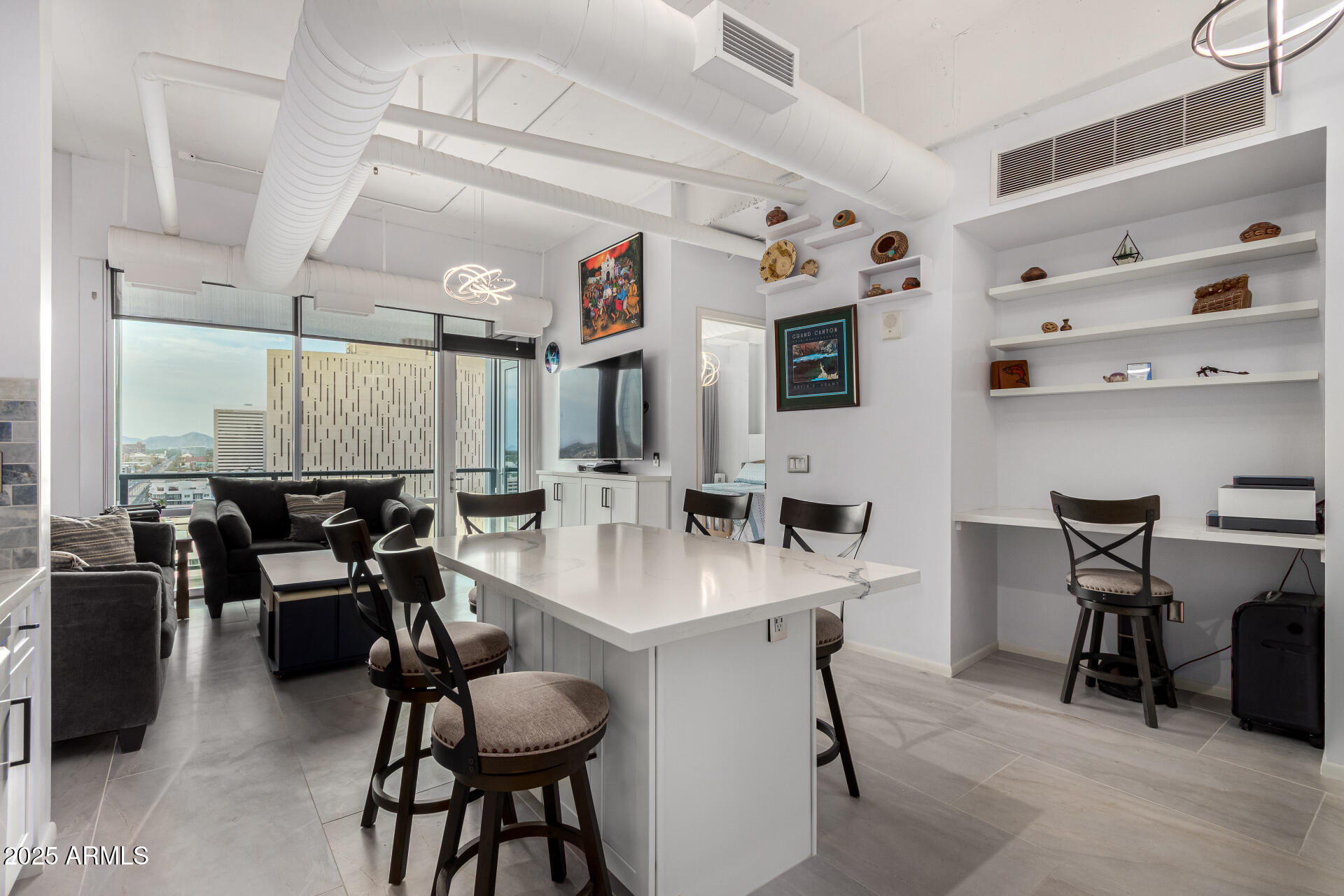 1 E LEXINGTON Avenue 1108
