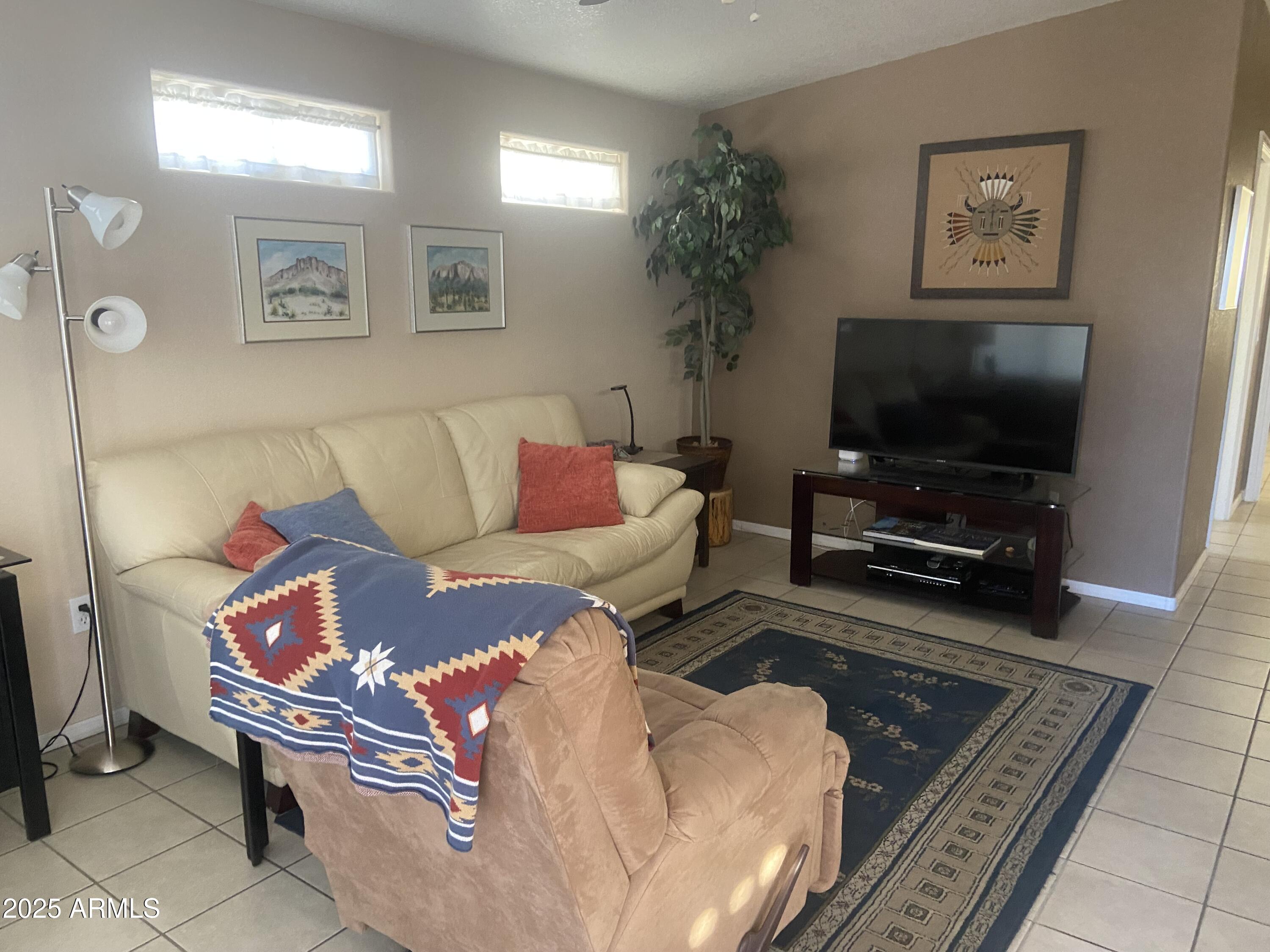 1363 W Chesapeake Drive