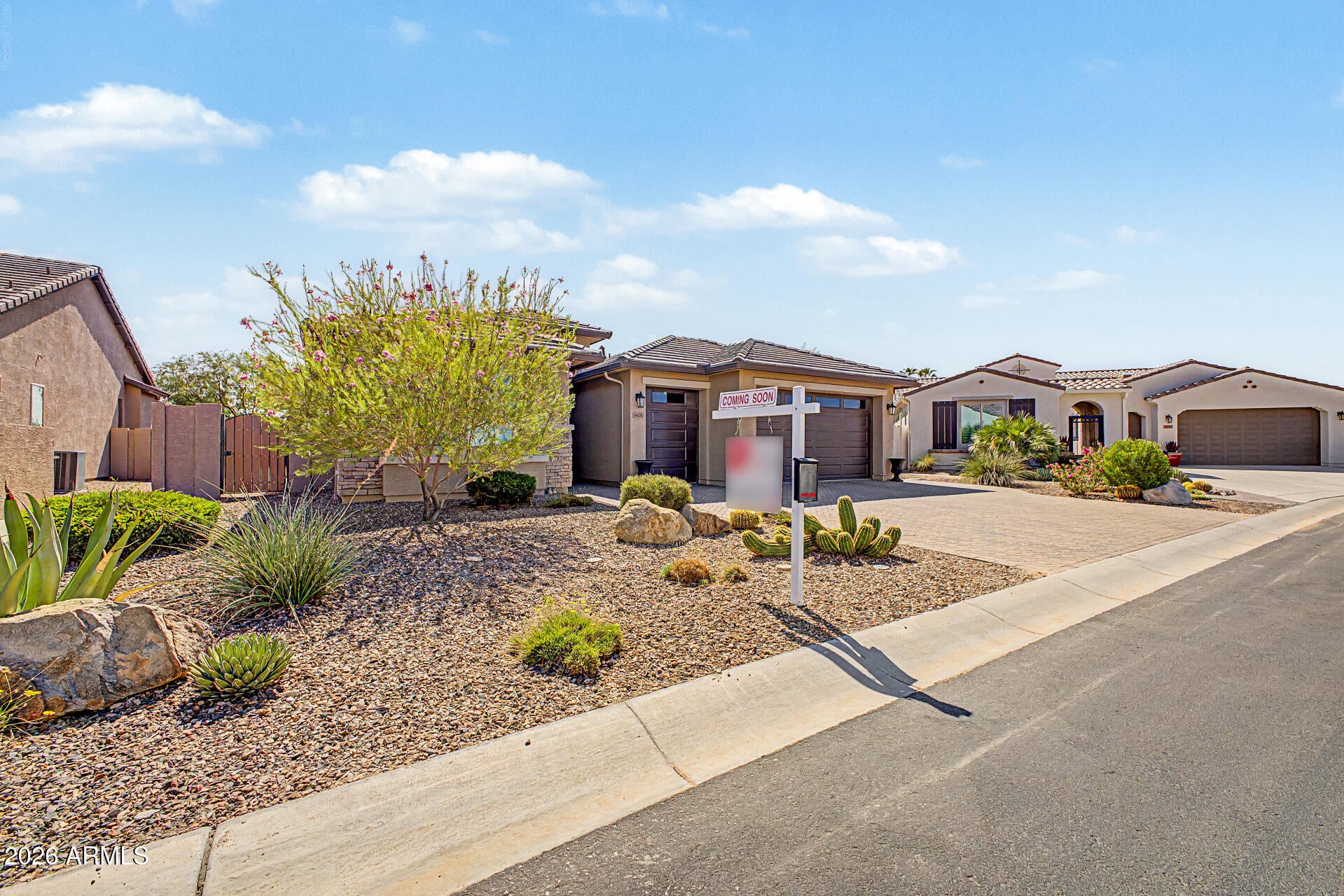5429 N DAKOTA Drive