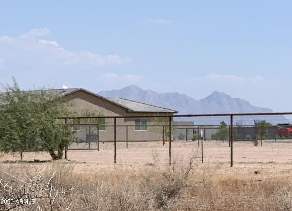 Photo of 0 S Curry R Road #-, Casa Grande, AZ 85194 (MLS # 6910909)
