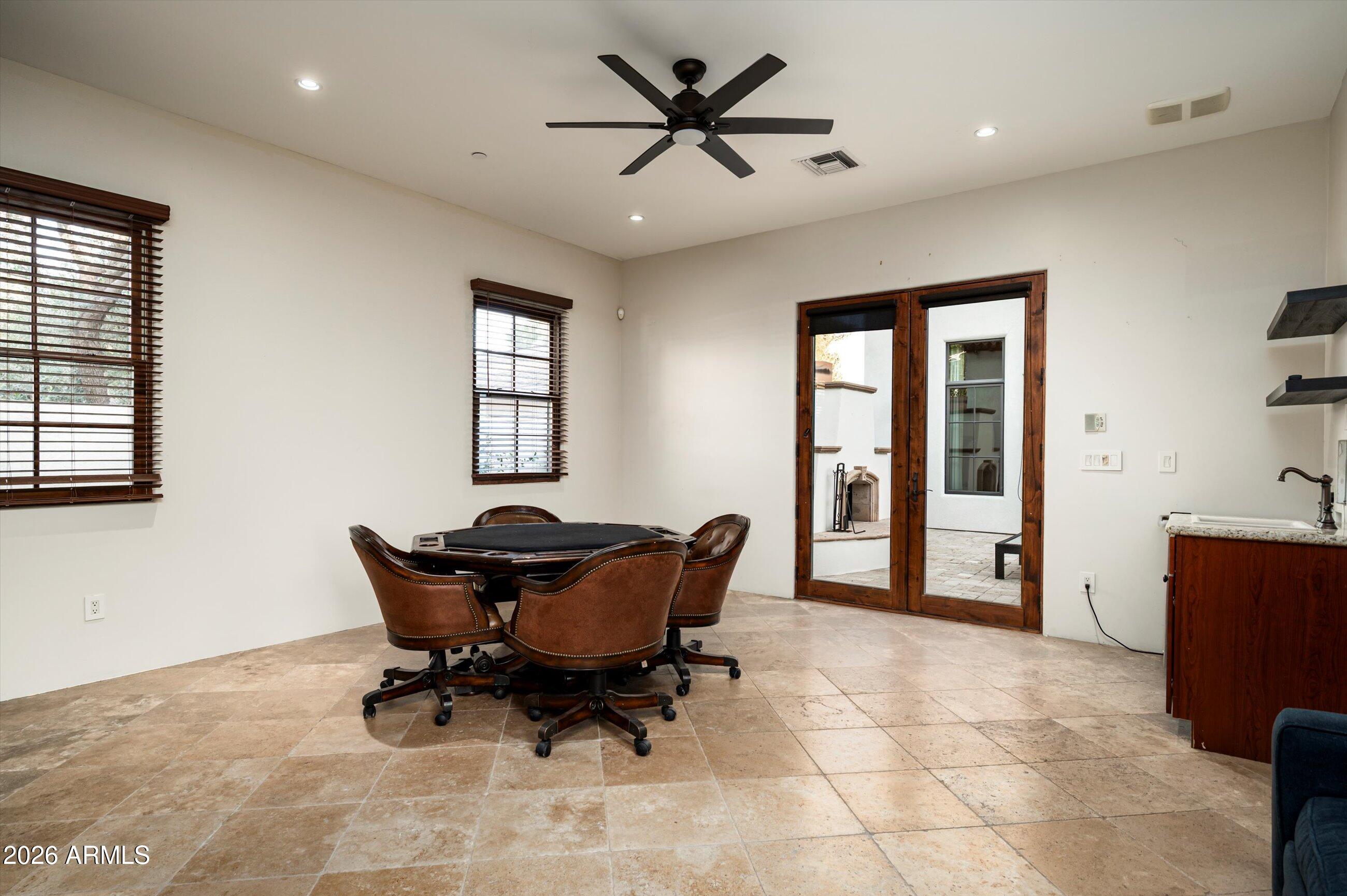 INGLESIDE CLUB - Residential