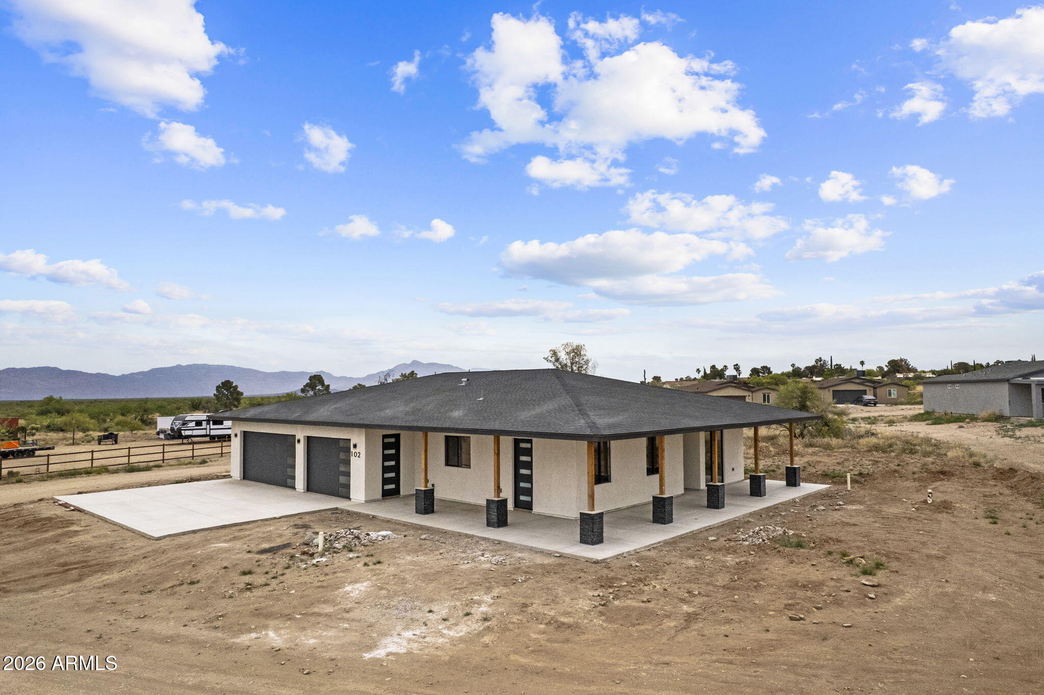 102 S MONTGOMERY Avenue