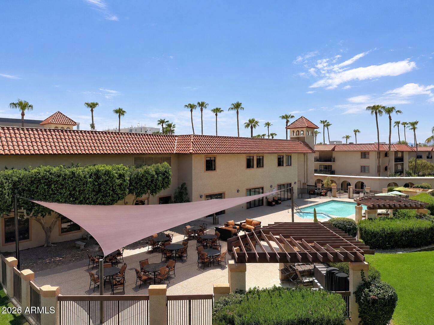 10330 W Thunderbird Boulevard C304