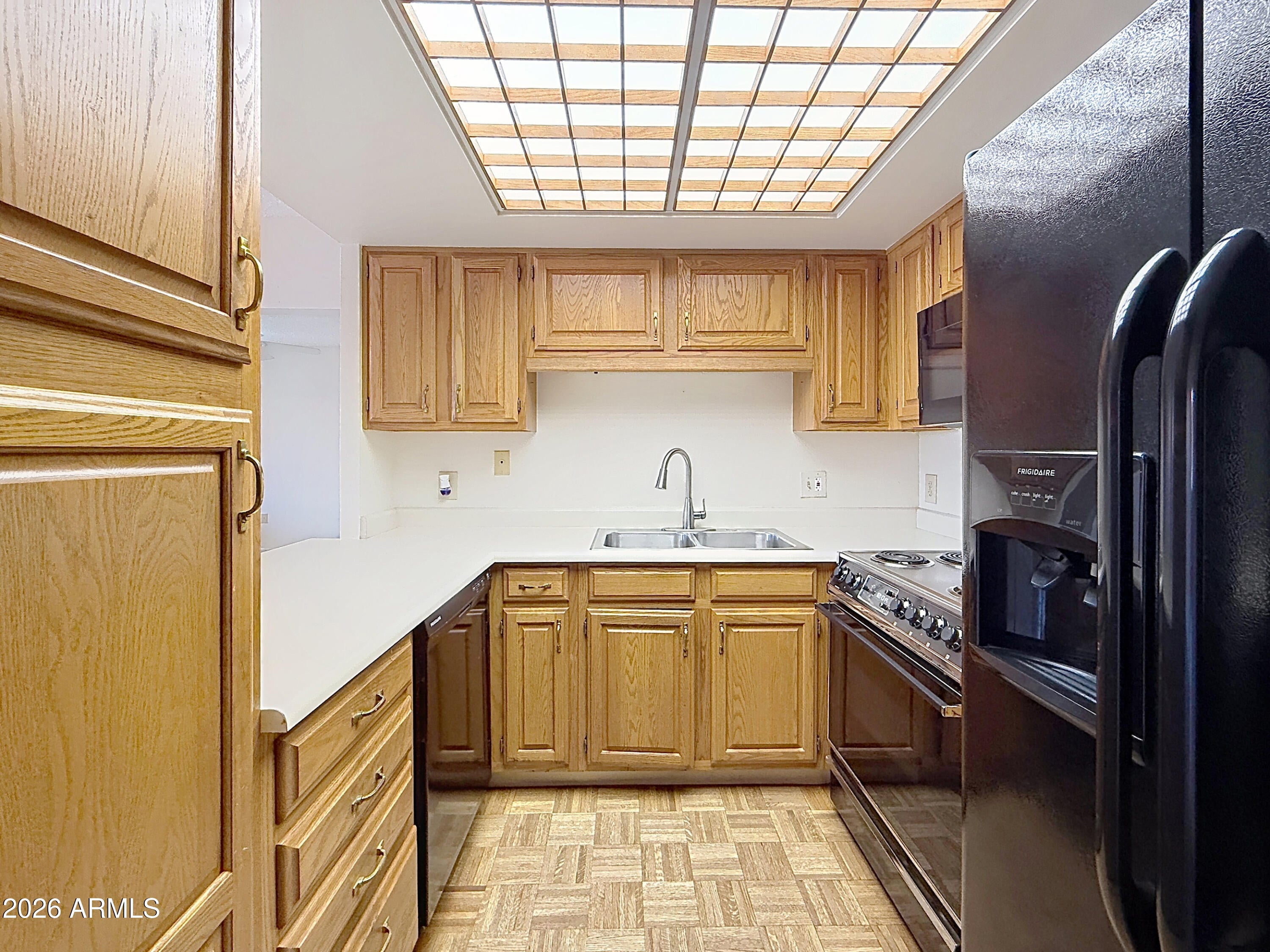 10330 W Thunderbird Boulevard C304