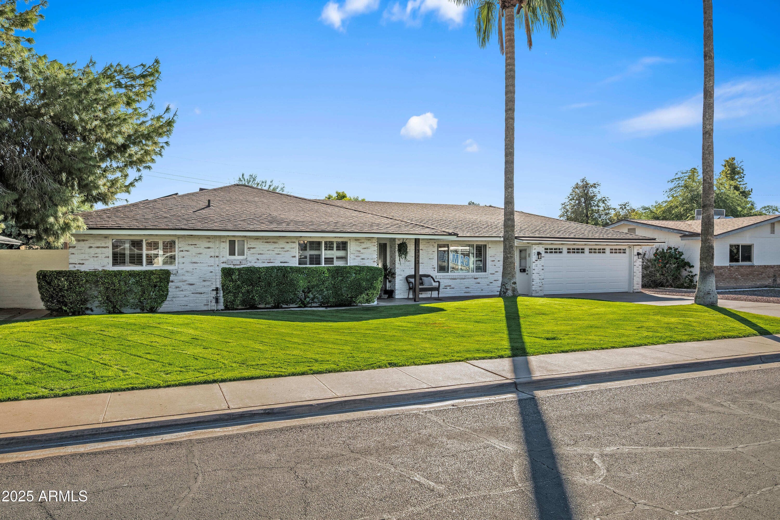 1323 E DOWNING Street