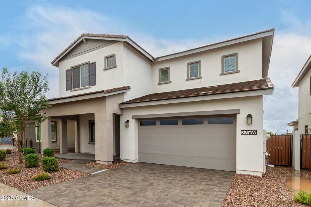 Photo of 22569 E Saddle Way, Queen Creek, AZ 85142 (MLS # 6950331)