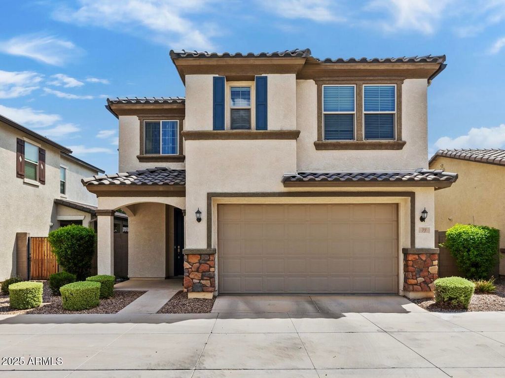 Photo of 77 E Constitution Drive, Gilbert, AZ 85296 (MLS # 6919164)