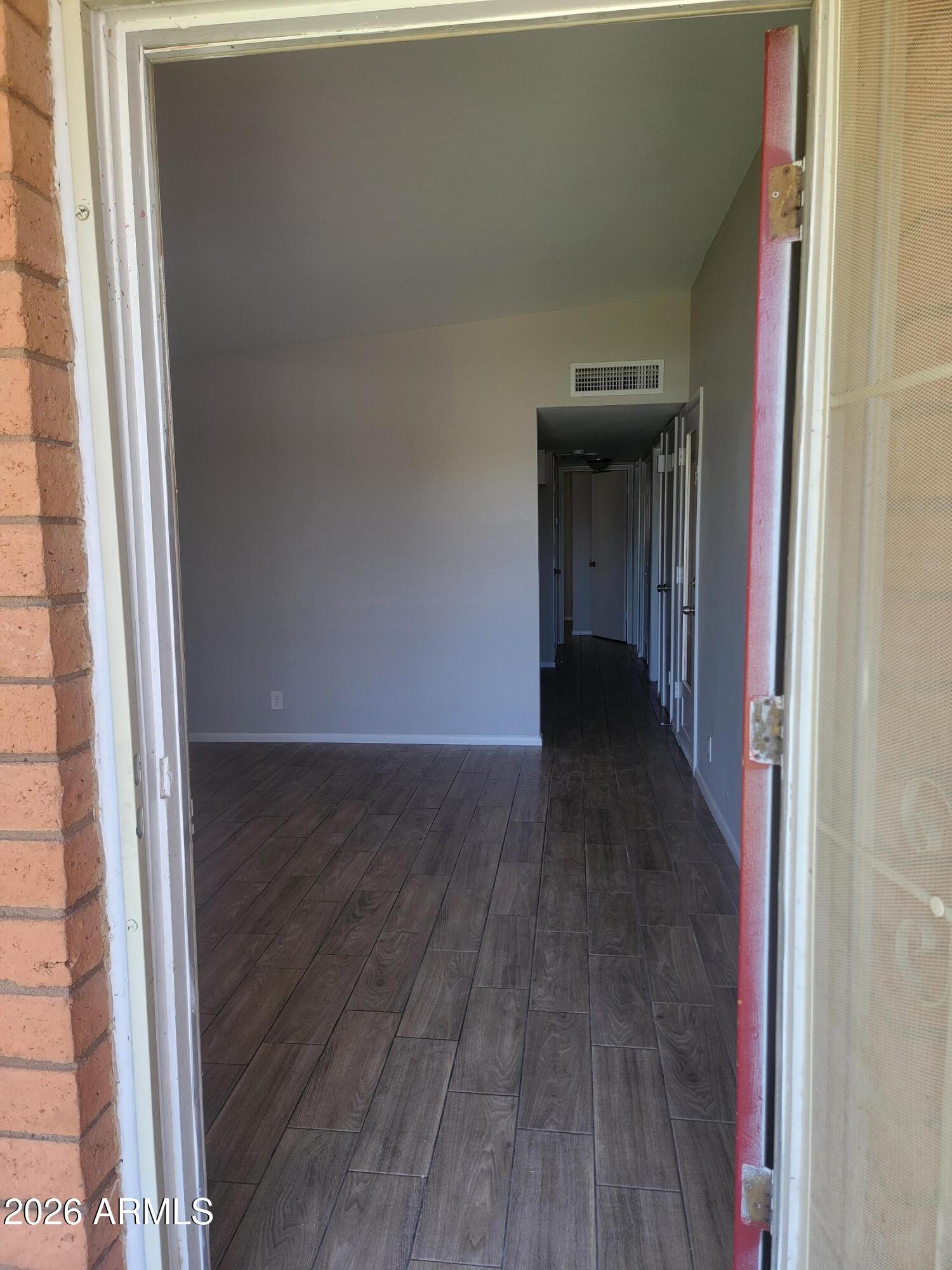 204 N STANDAGE --