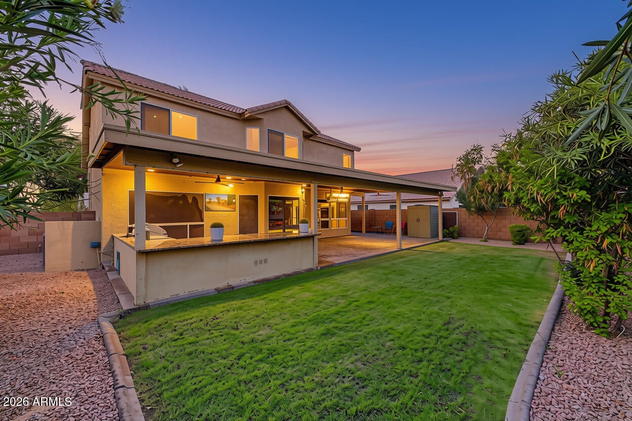 671 W FREMONT Drive