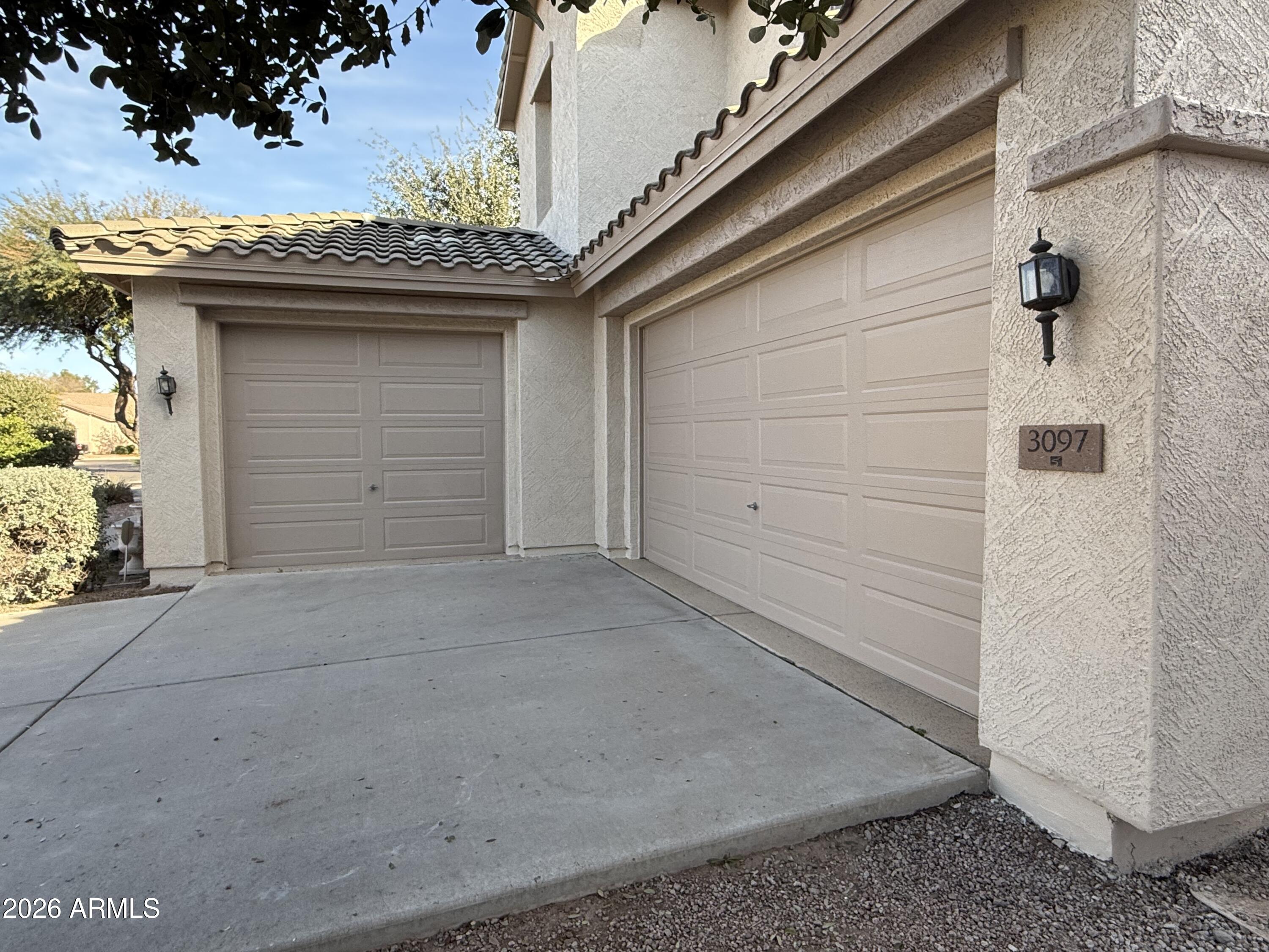 3097 E RAVEN Court