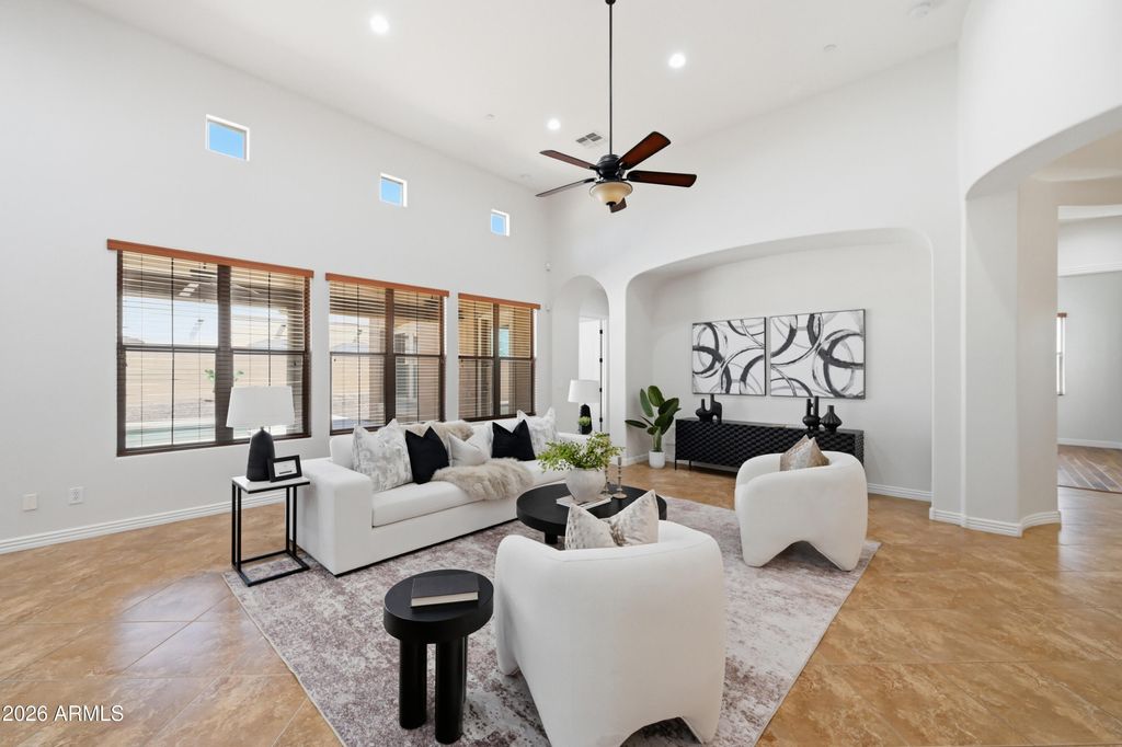 Photo of 758 E Sunburst Lane, Tempe, AZ 85284 (MLS # 6953693)