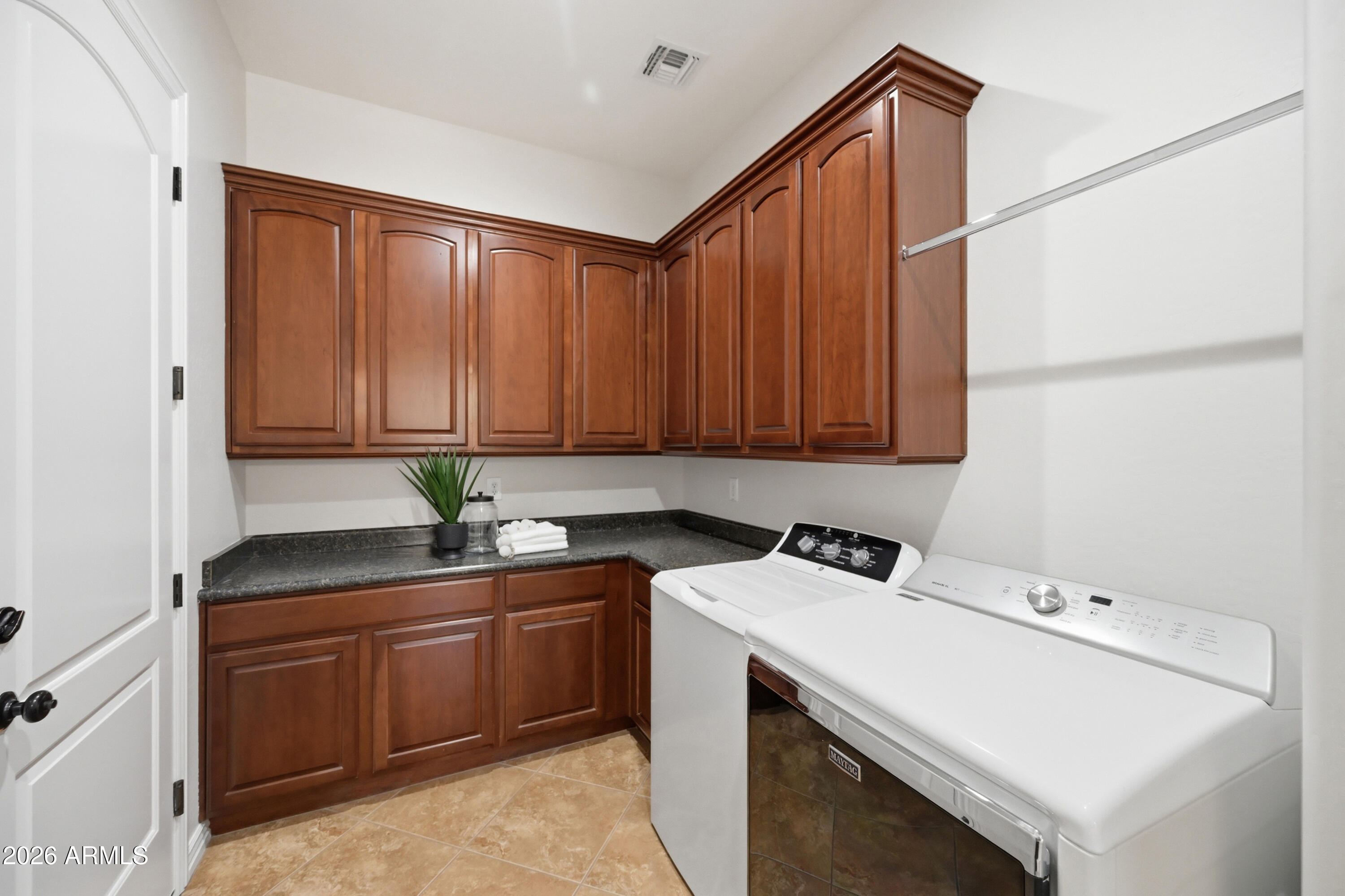 ELLIOT ESTATES AMD - Residential
