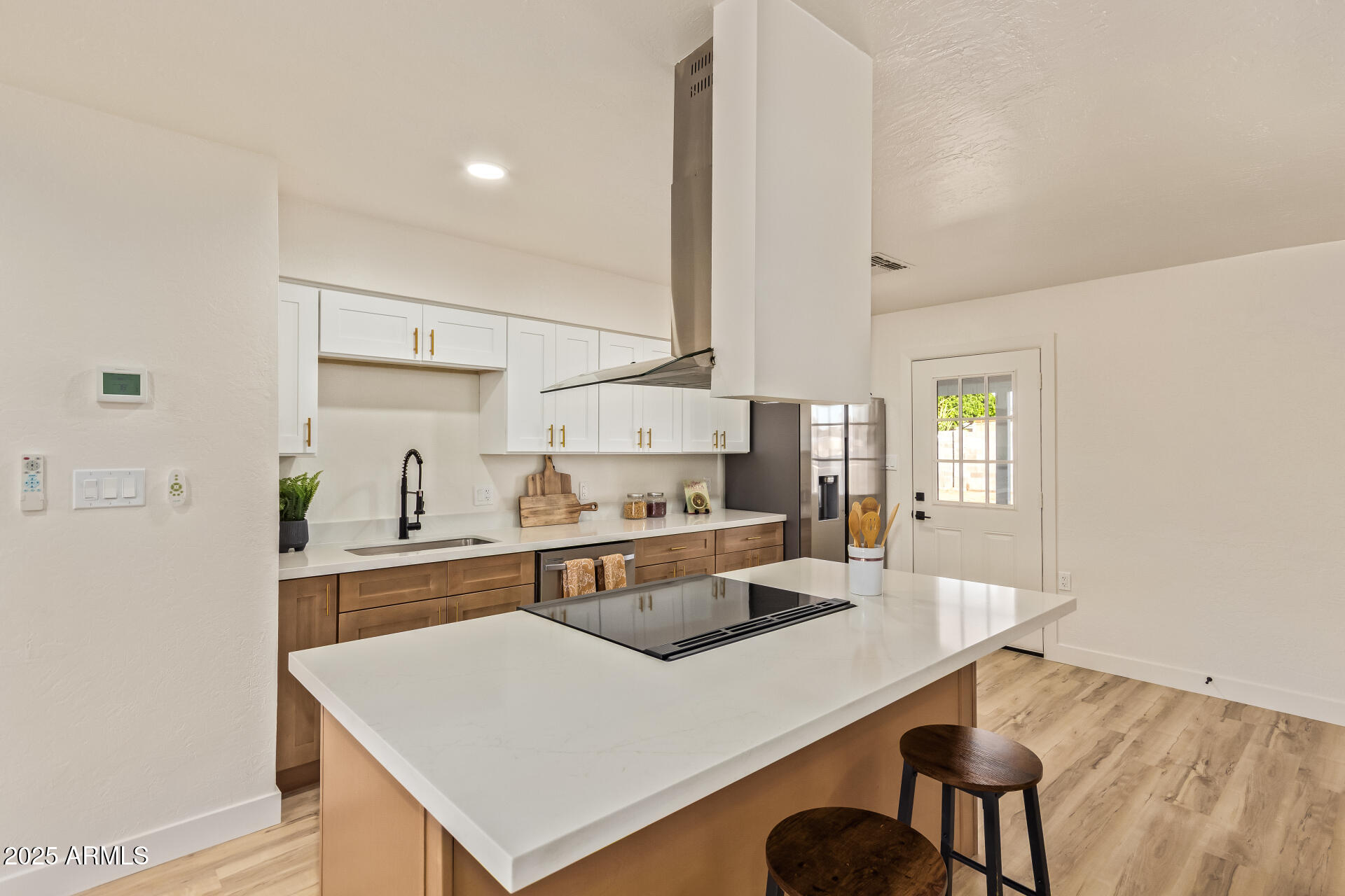 433 N 111TH Place