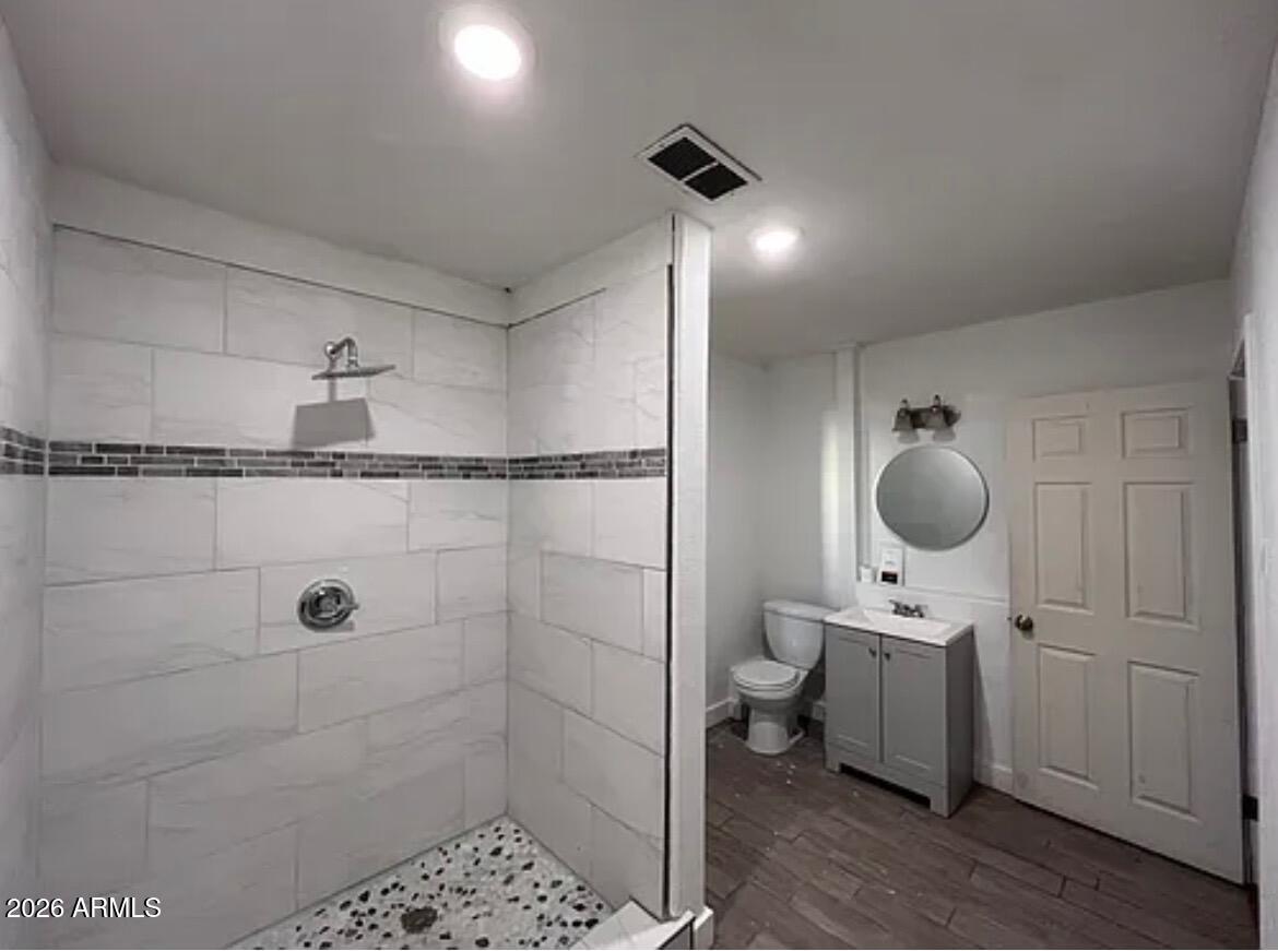 63 N Morrison Avenue