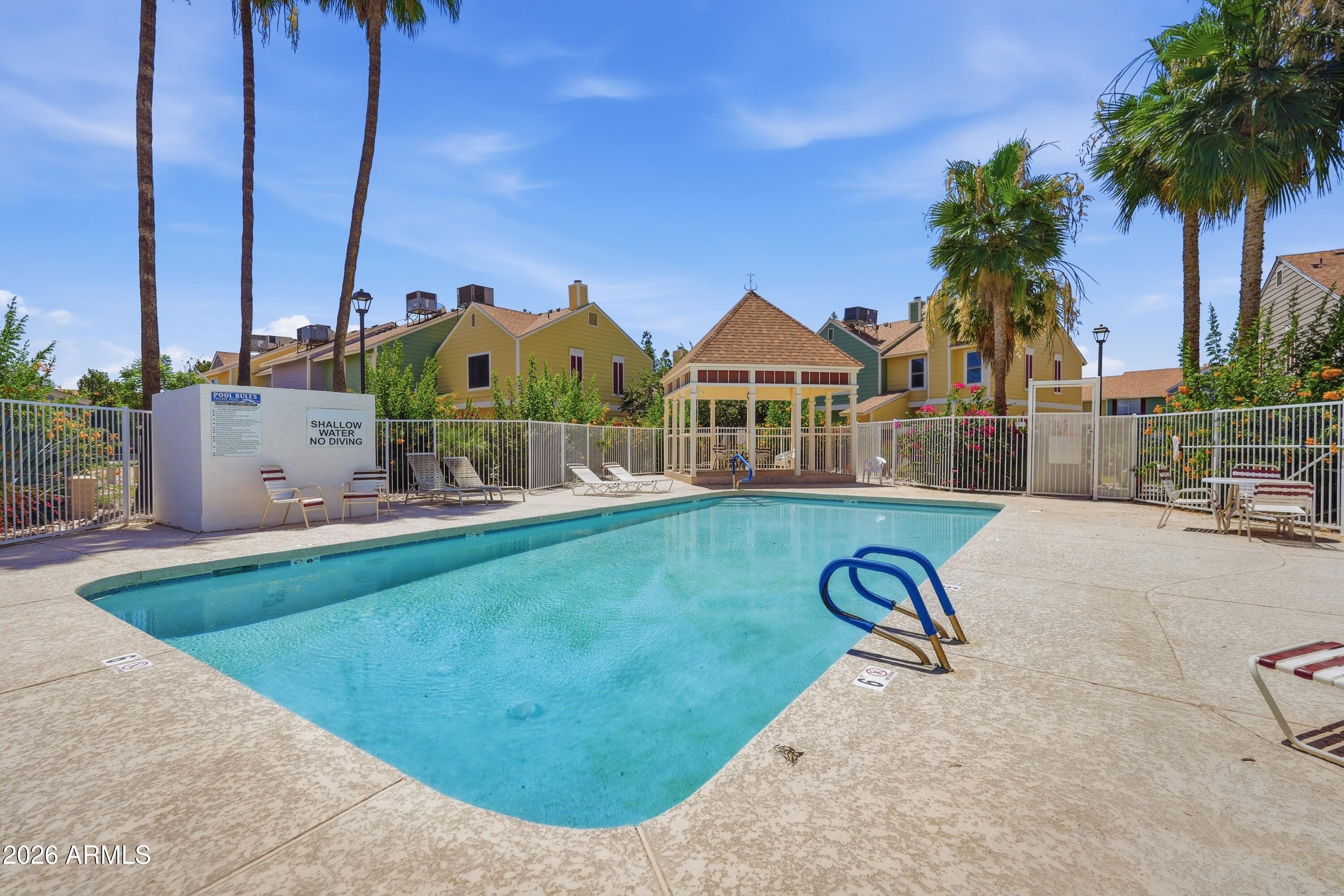 SUNSTONE - Residential