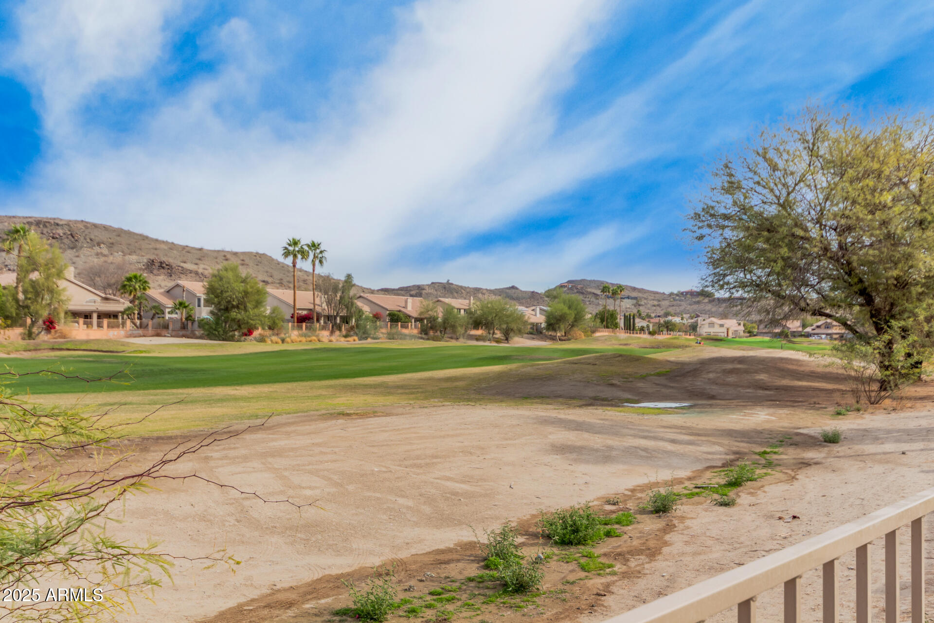 1668 E SALTSAGE Drive