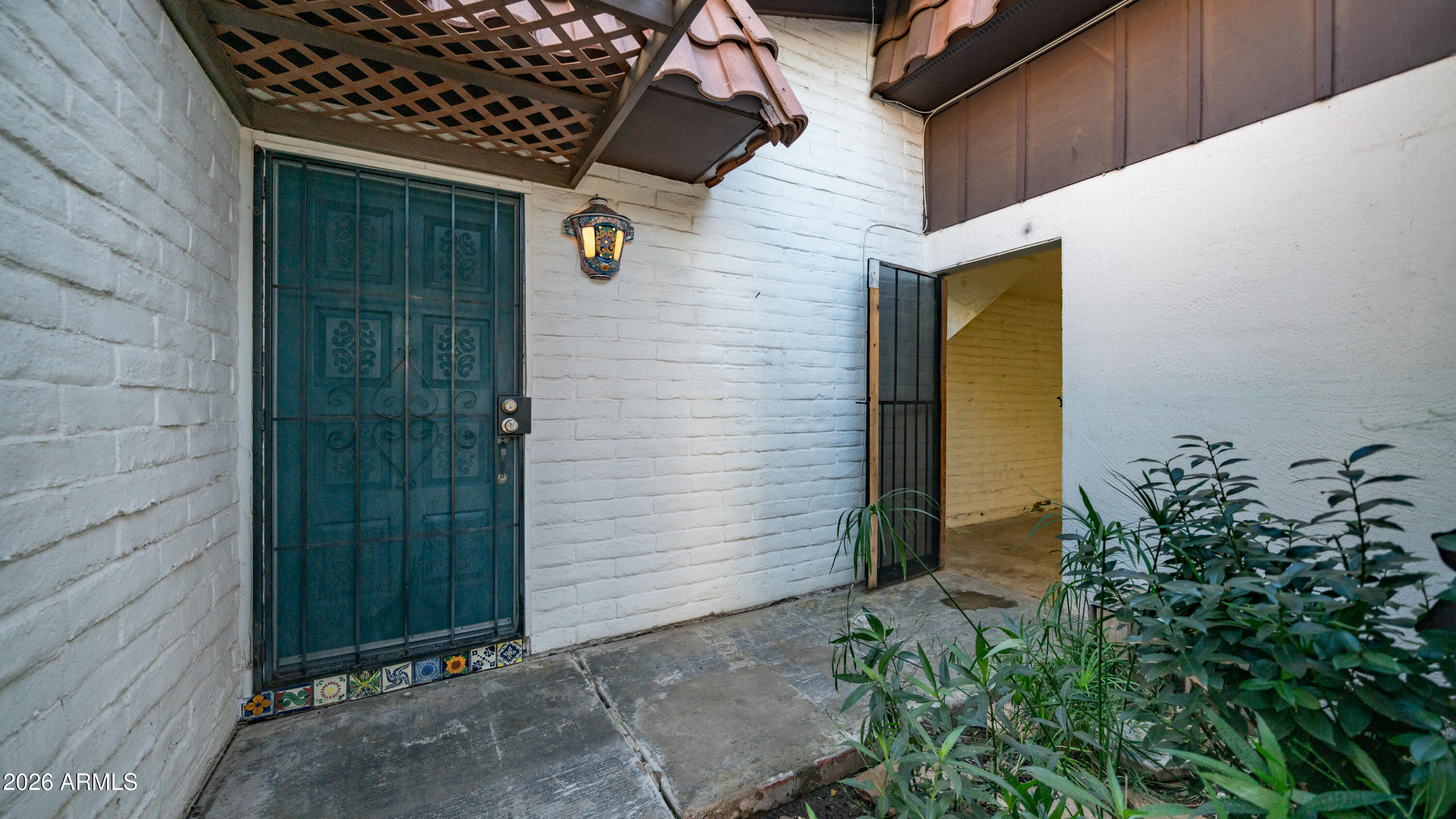 2933 N Casa Tomas Court