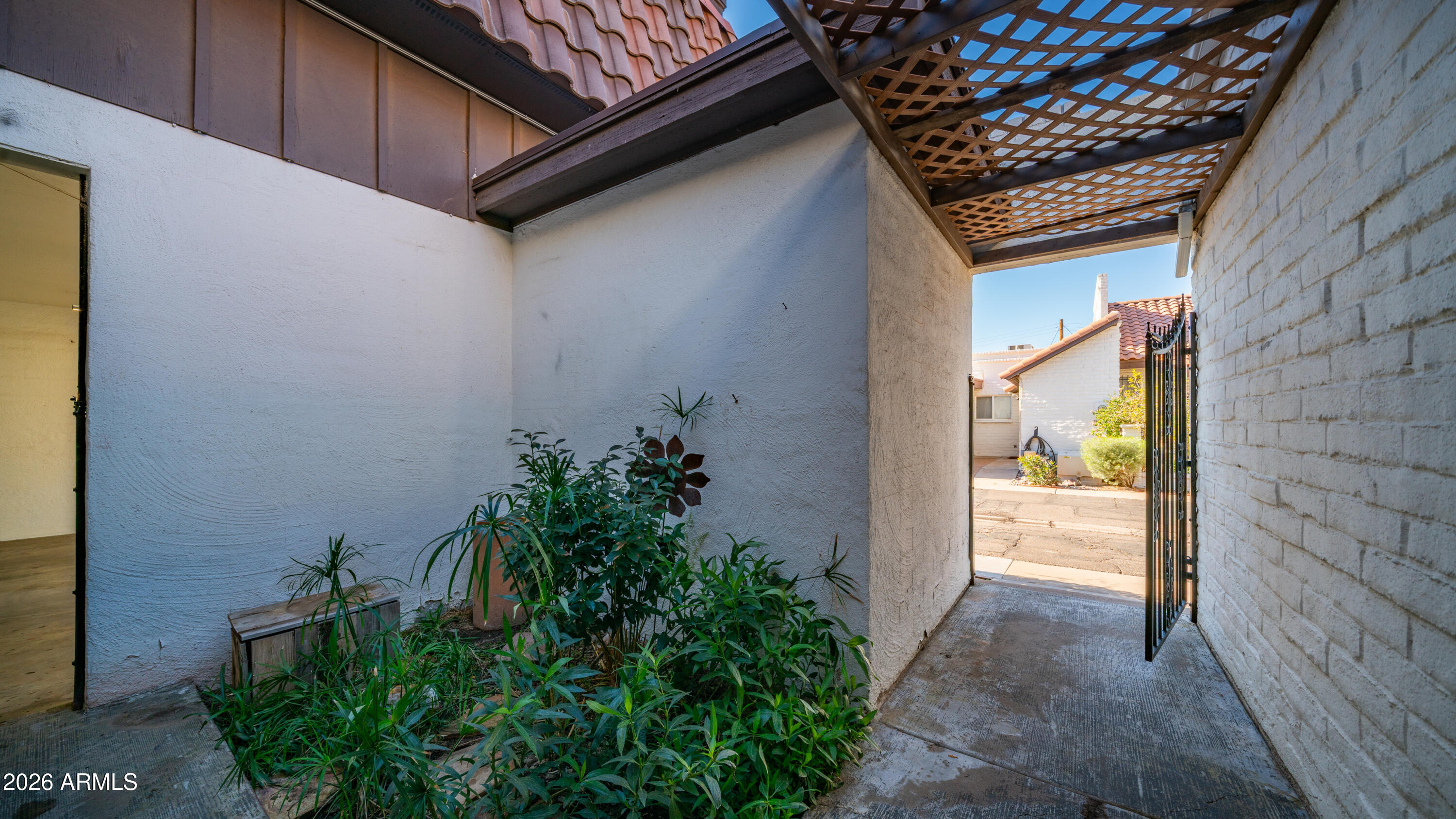 2933 N Casa Tomas Court