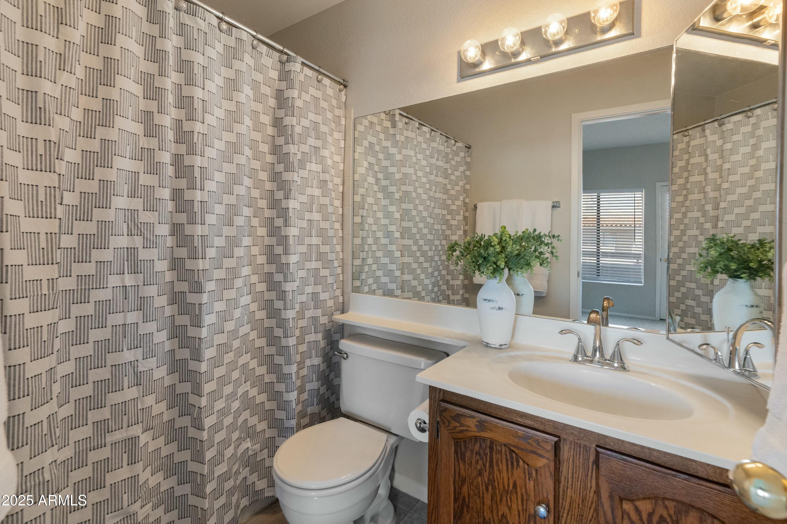 Phoenix, Arizona 85029, United States, 2 Bedrooms Bedrooms, ,2 BathroomsBathrooms,Residential,Active,91628