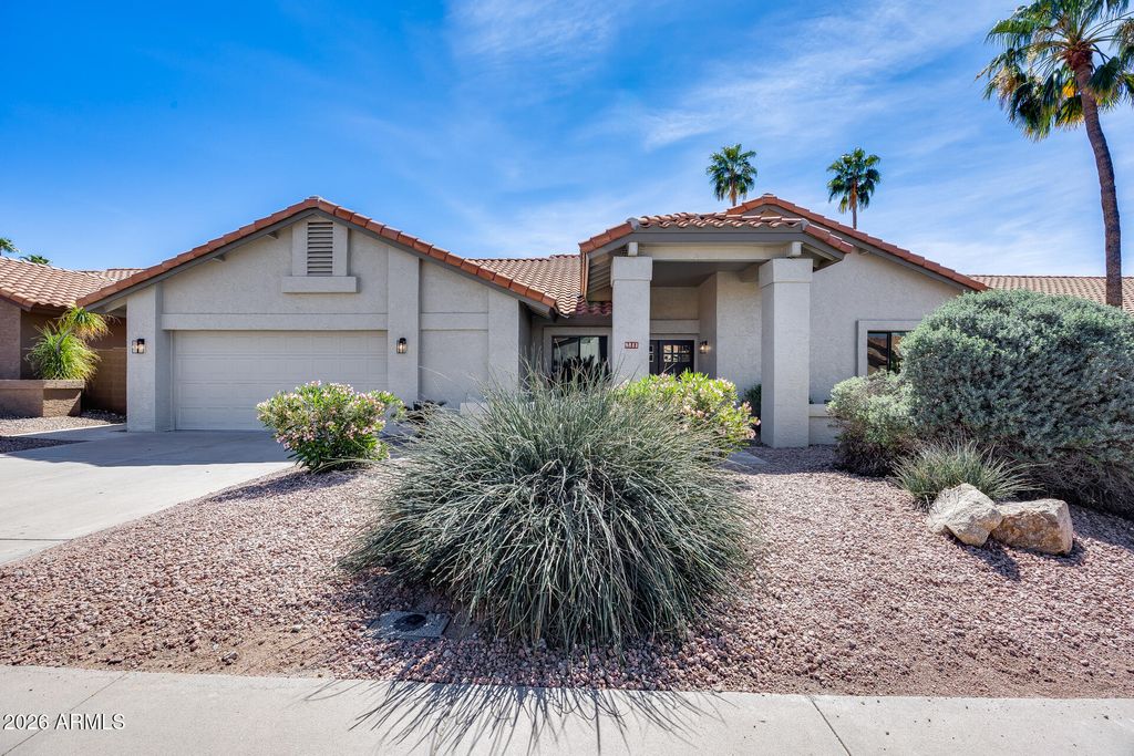 Photo of 9811 E Sutton Drive, Scottsdale, AZ 85260 (MLS # 7003119)