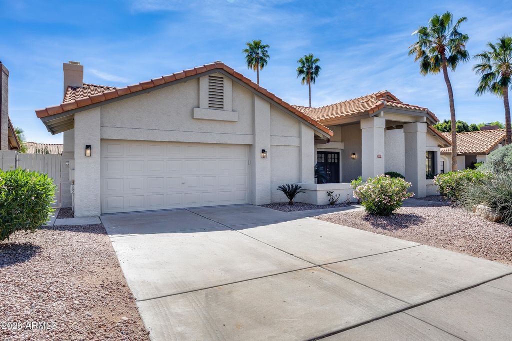Photo of 9811 E Sutton Drive, Scottsdale, AZ 85260 (MLS # 7003119)